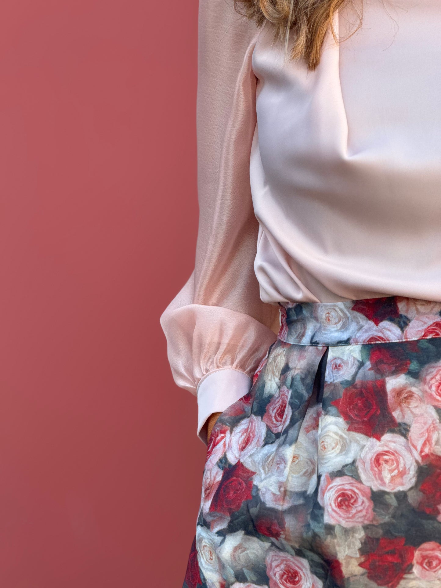 Blusa pérola e transparência