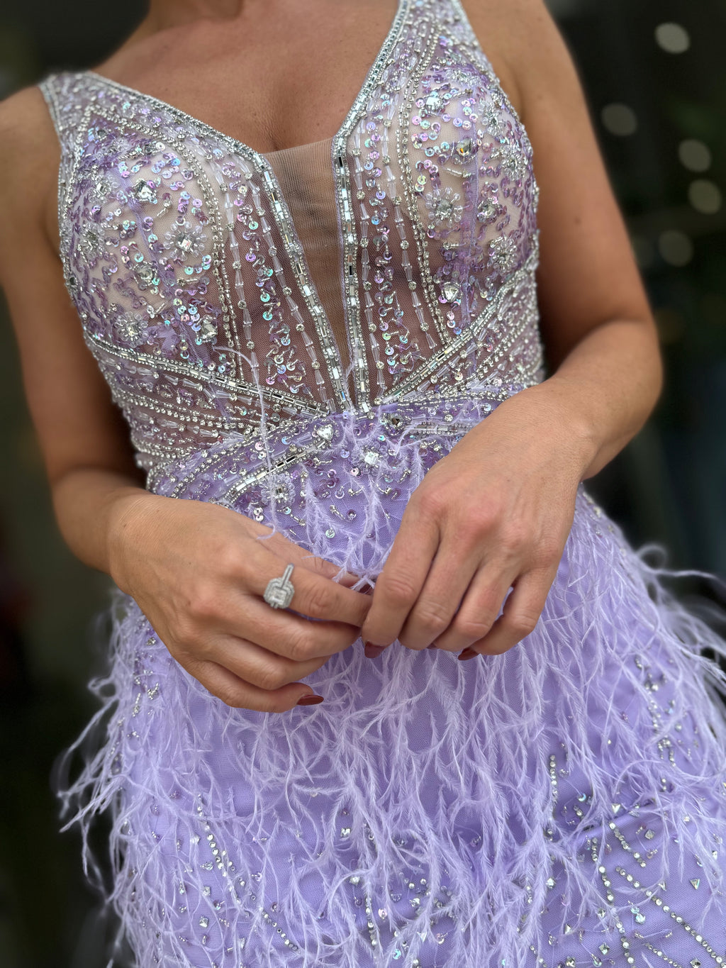 VESTIDO LONGO DE PENAS