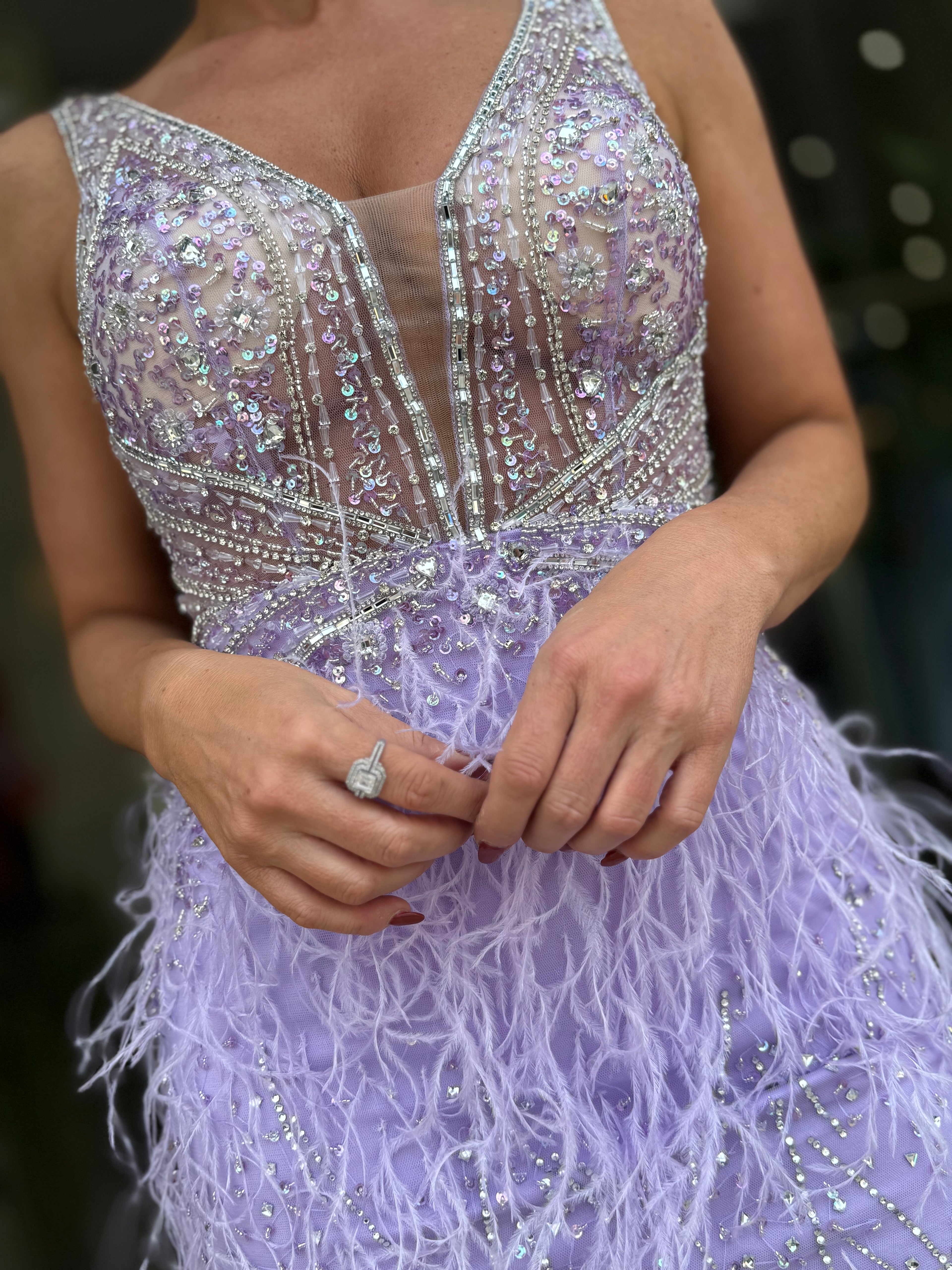VESTIDO LONGO DE PENAS