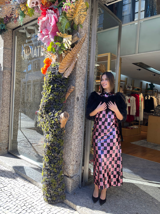 Vestido quadrado de missanga