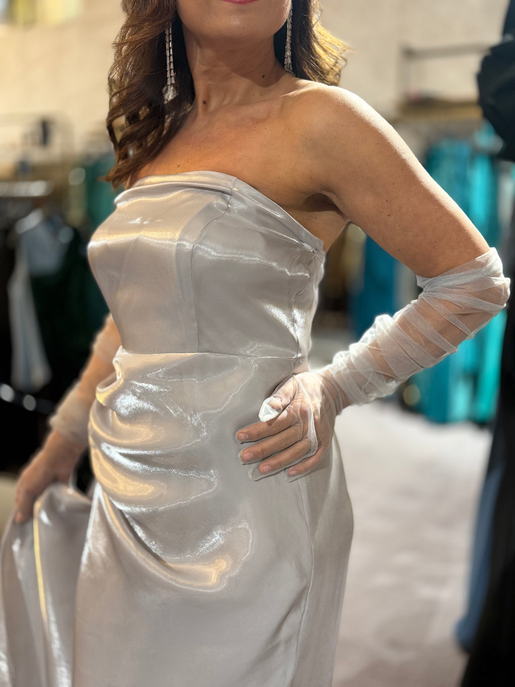 VESTIDO DE LUVAS