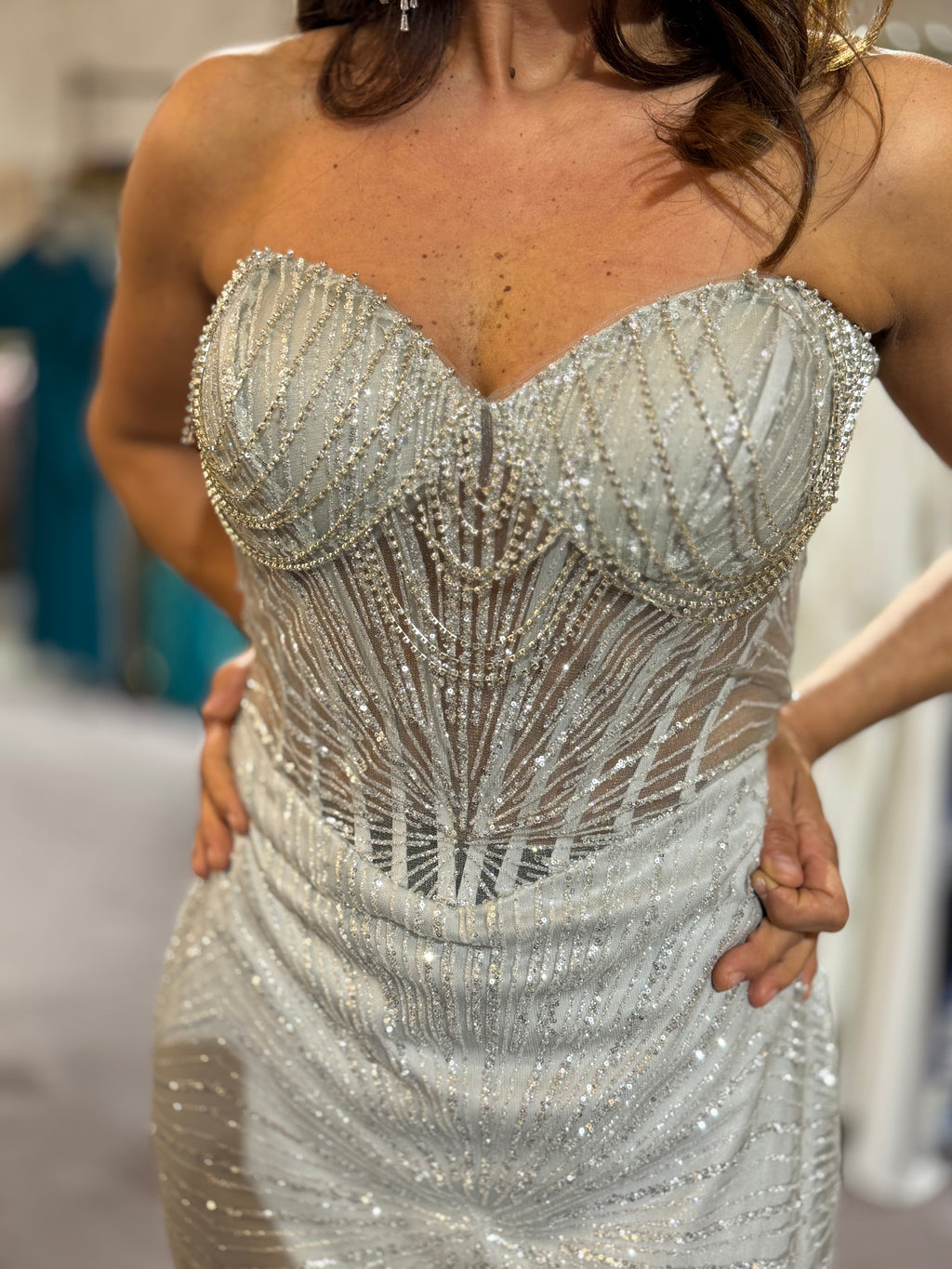vestido cai cai dourado