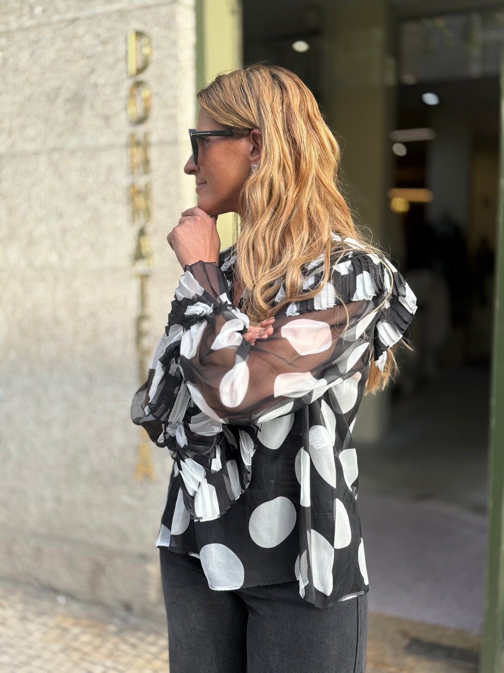 BLUSA BOLINHAS