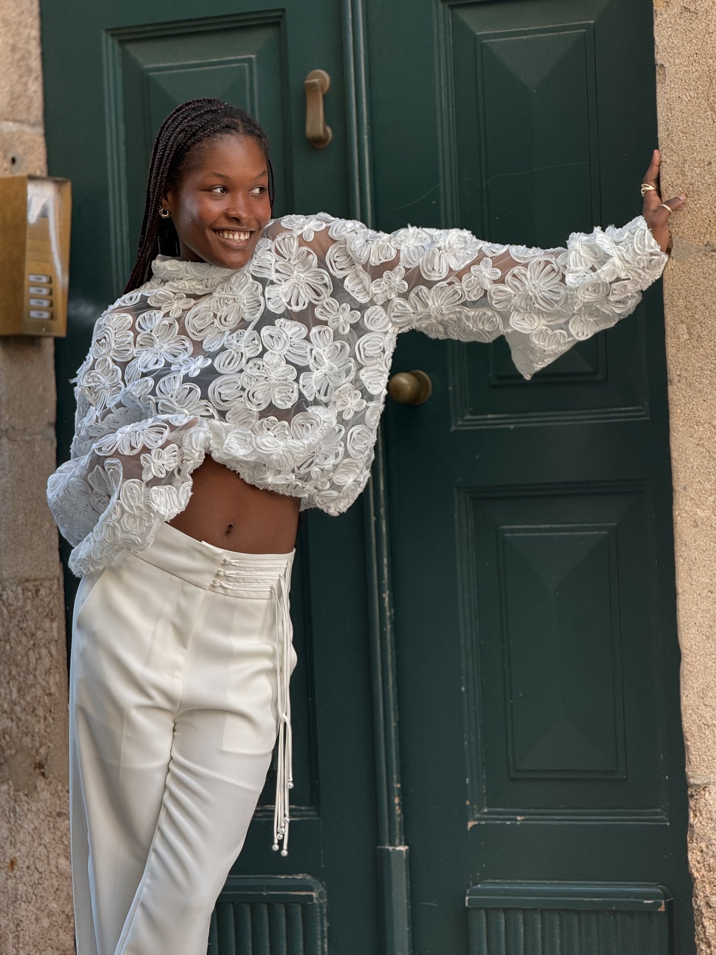 Blusa oversized bordada