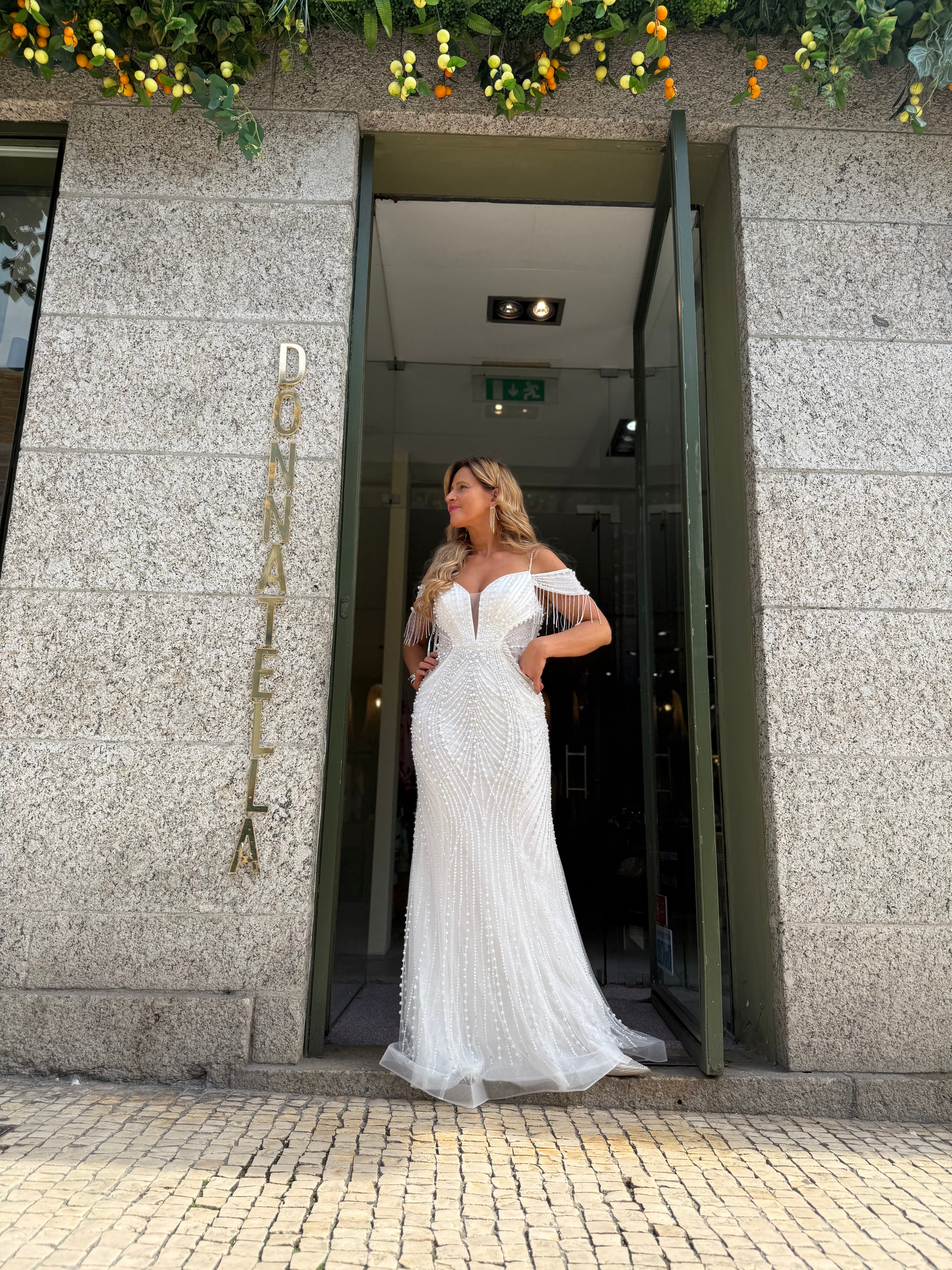 VESTIDO BRANCO PÉROLAS