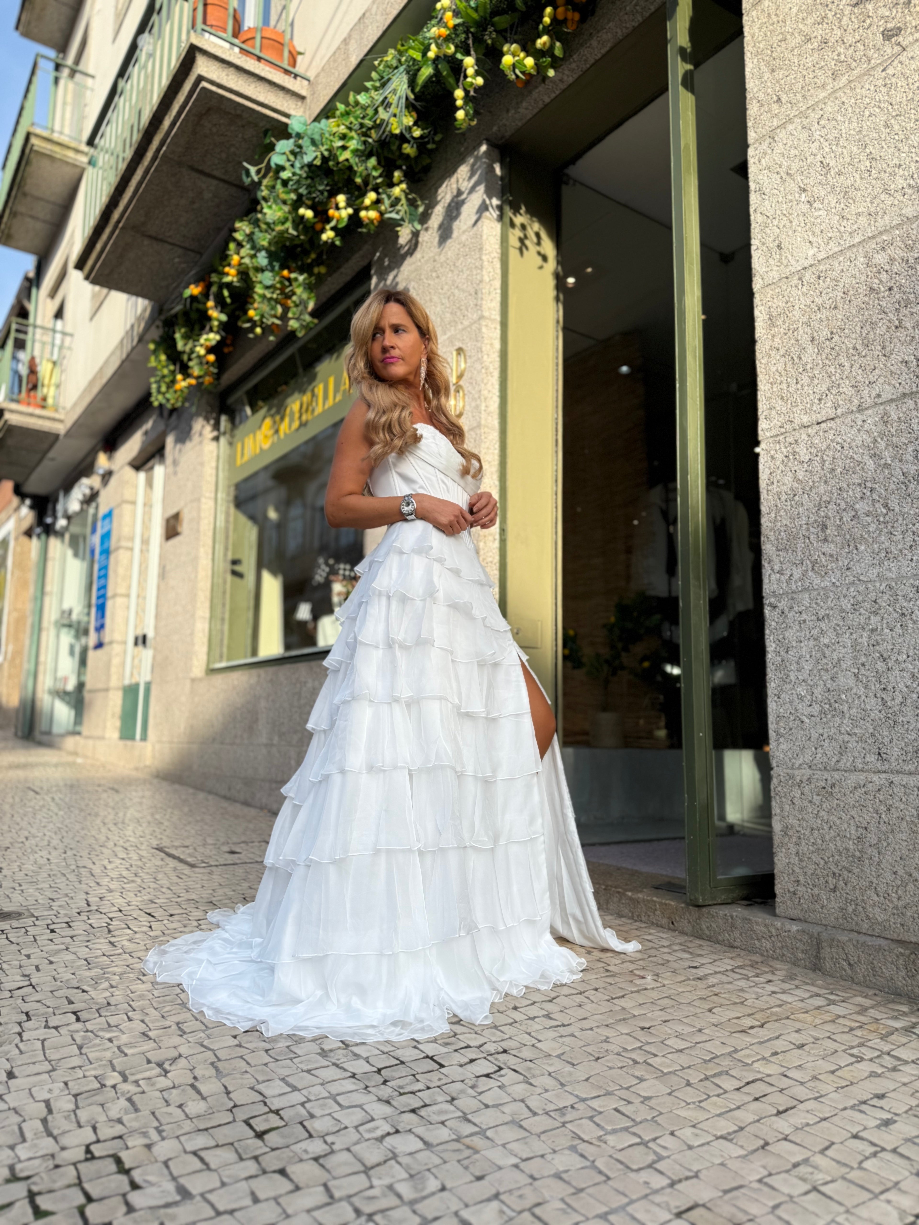 VESTIDO LONGO FOLHOS