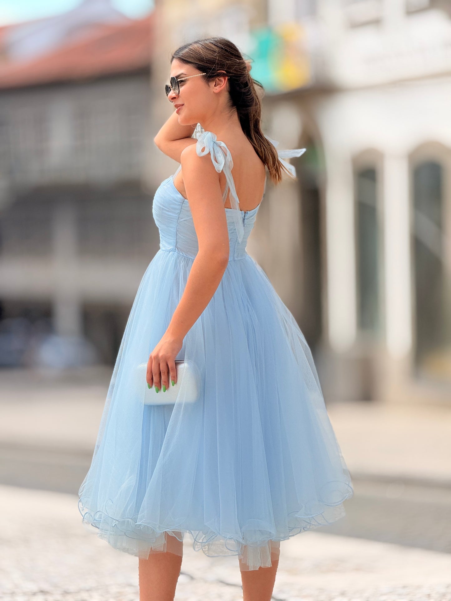 Vestido fluído em tule