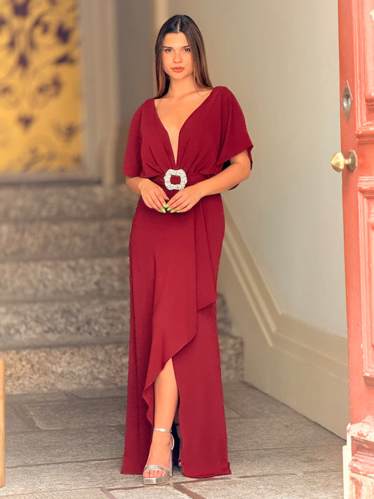 Vestido decote em V com cinto de brilho