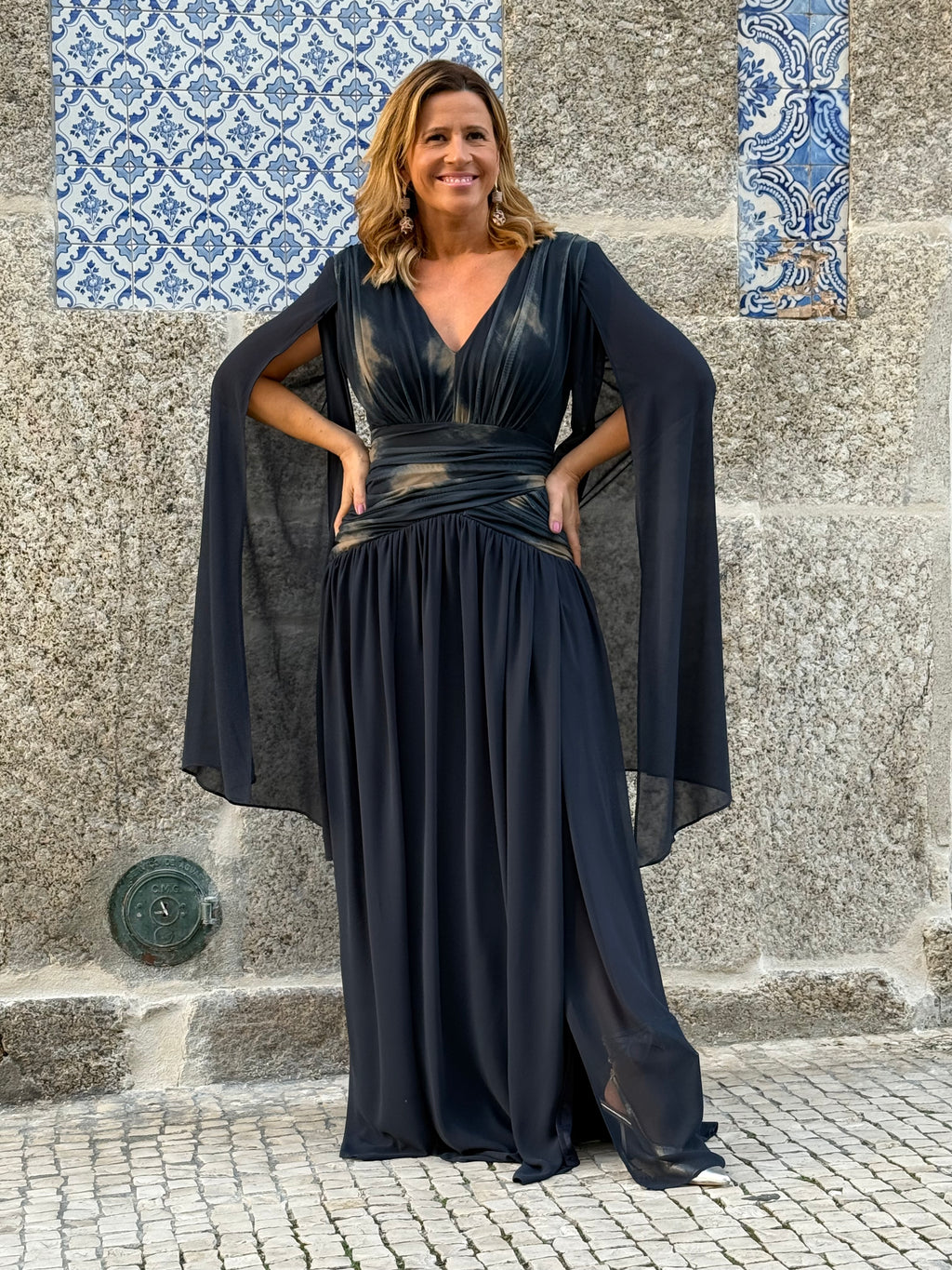 Vestido com manga esvoaçante