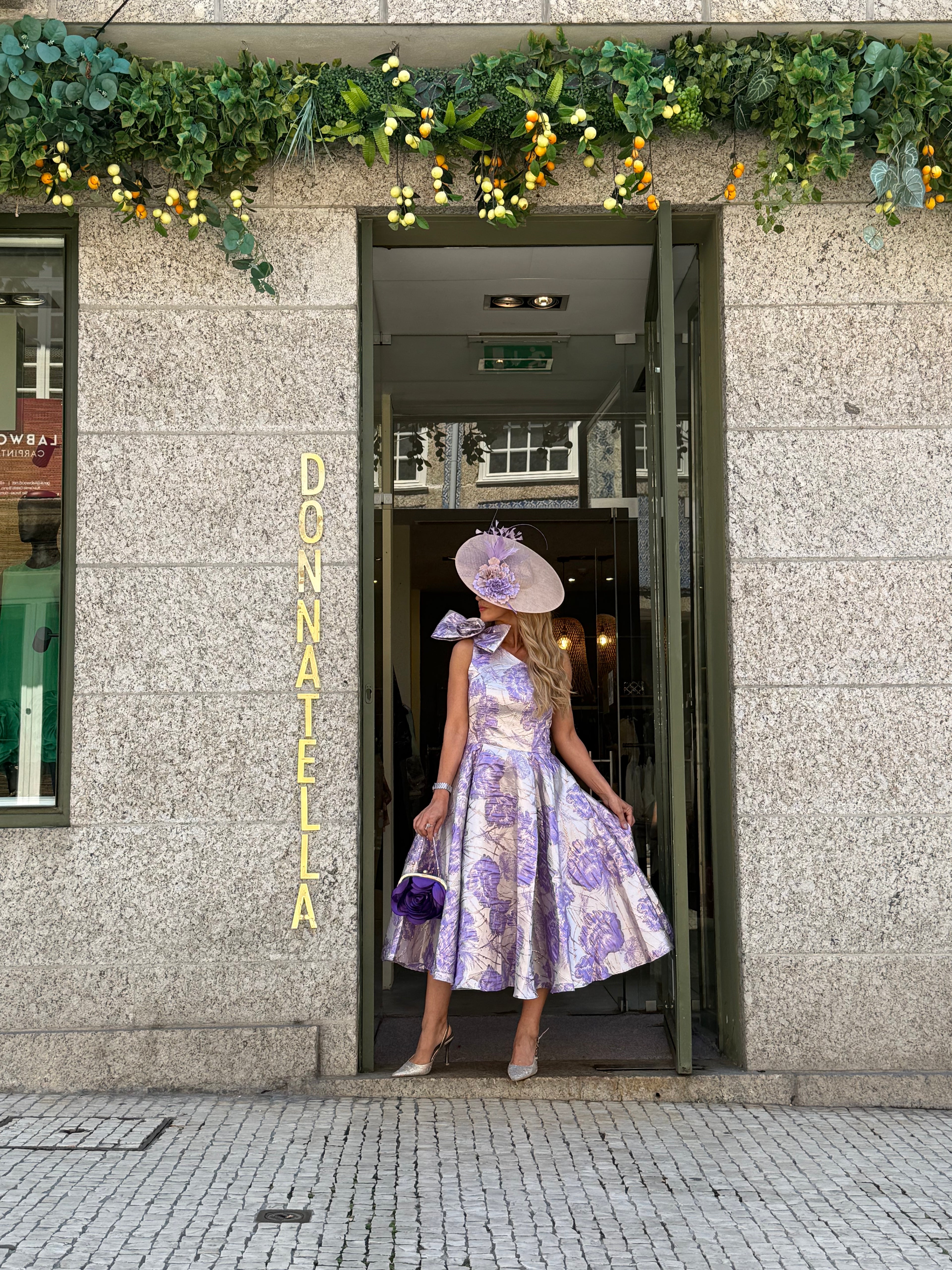 VESTIDO MIDI BROCADO