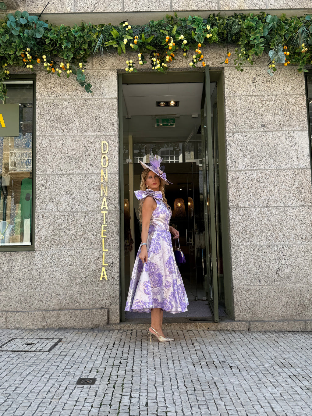 VESTIDO MIDI BROCADO