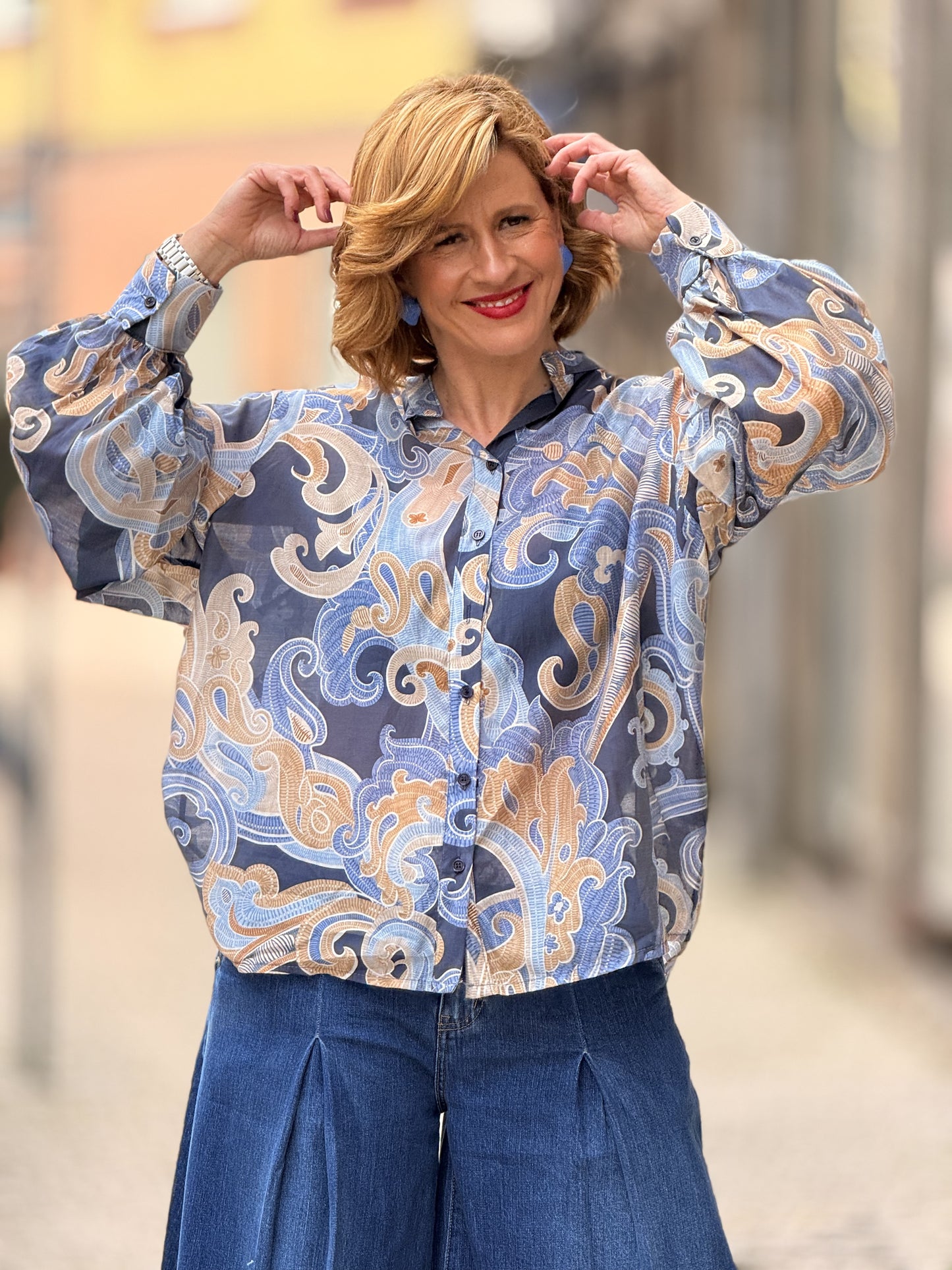 Blusa padrão floral