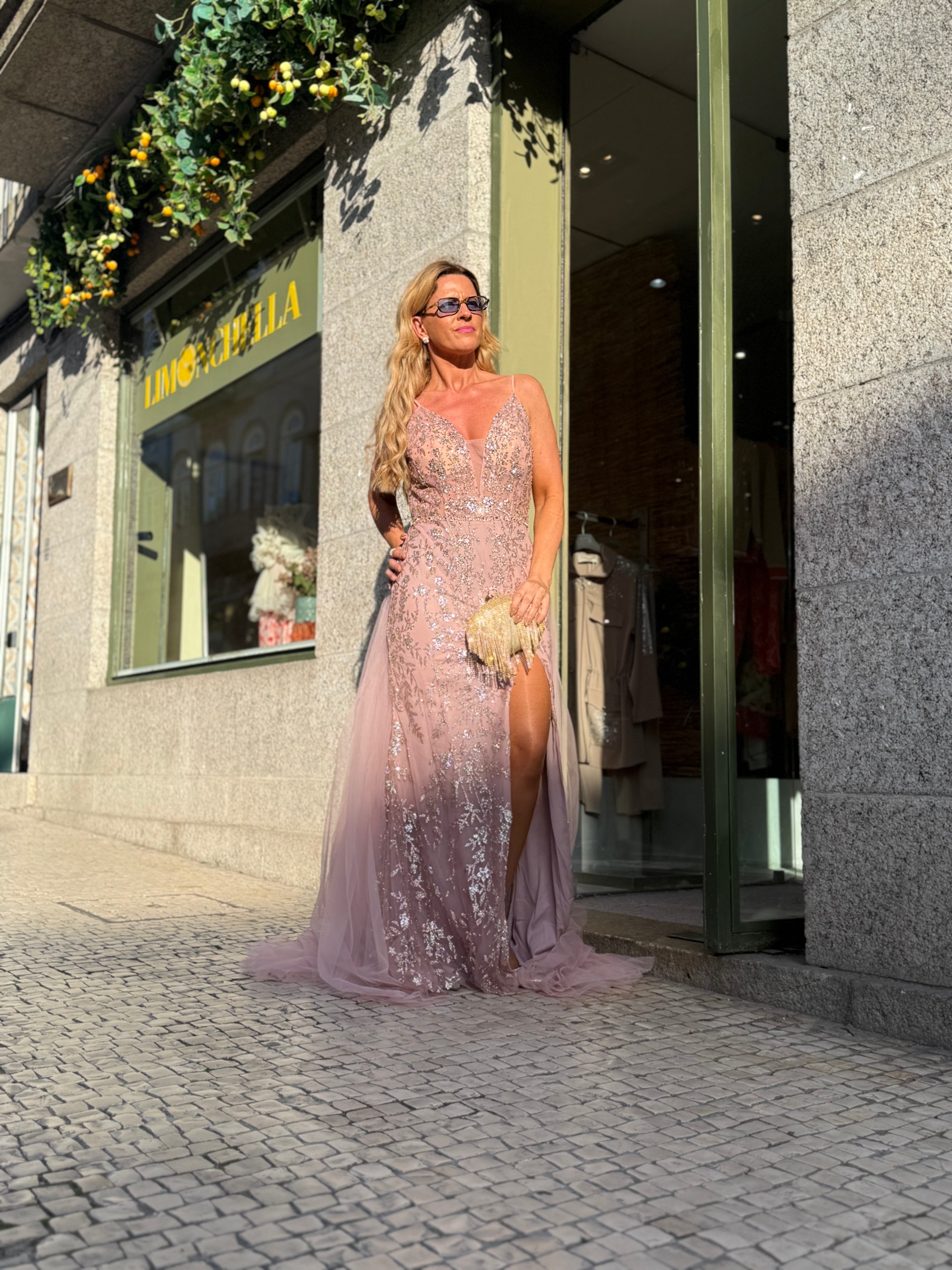 VESTIDO ROSA BRILHO