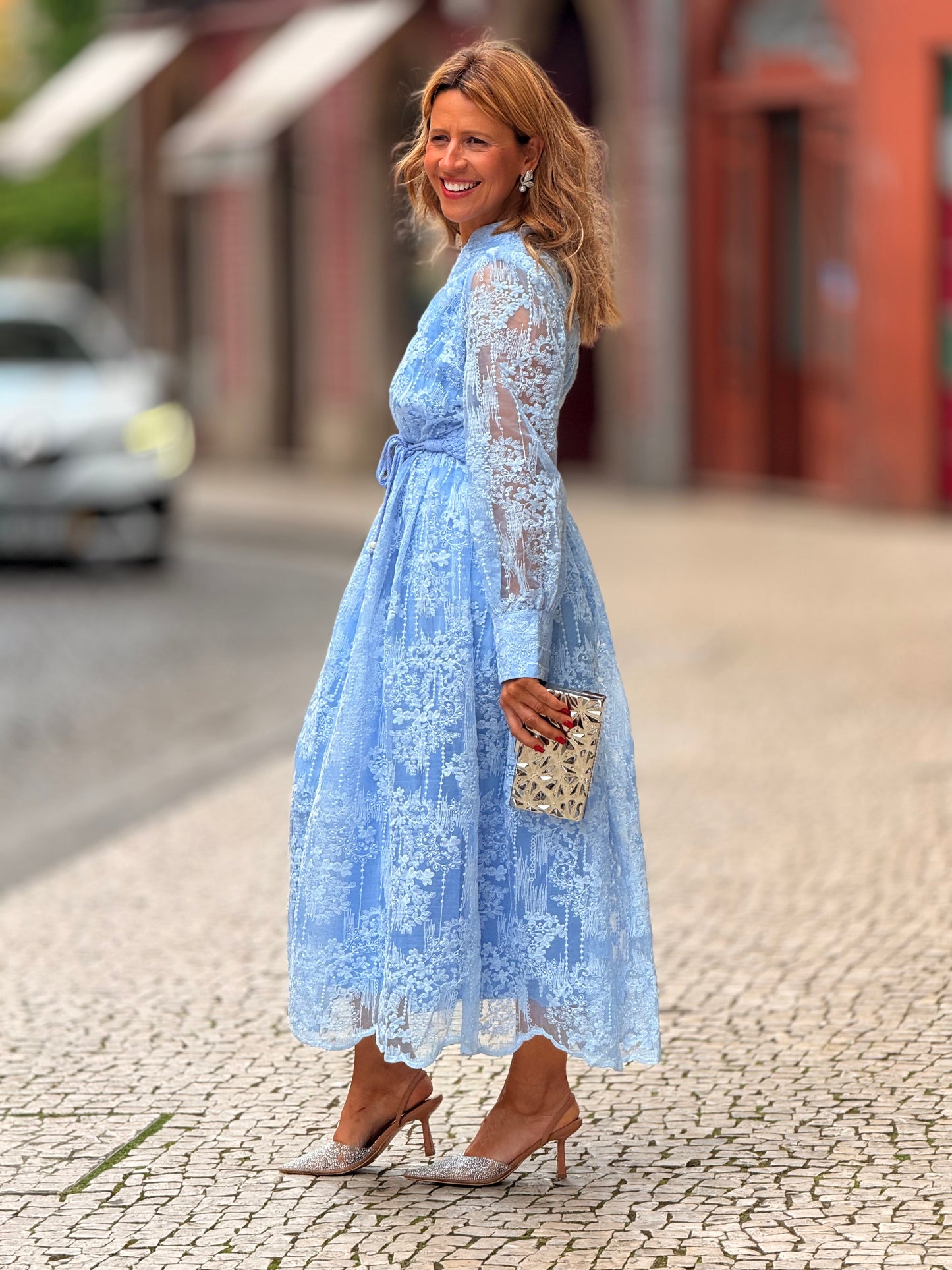 Vestido renda com cinto