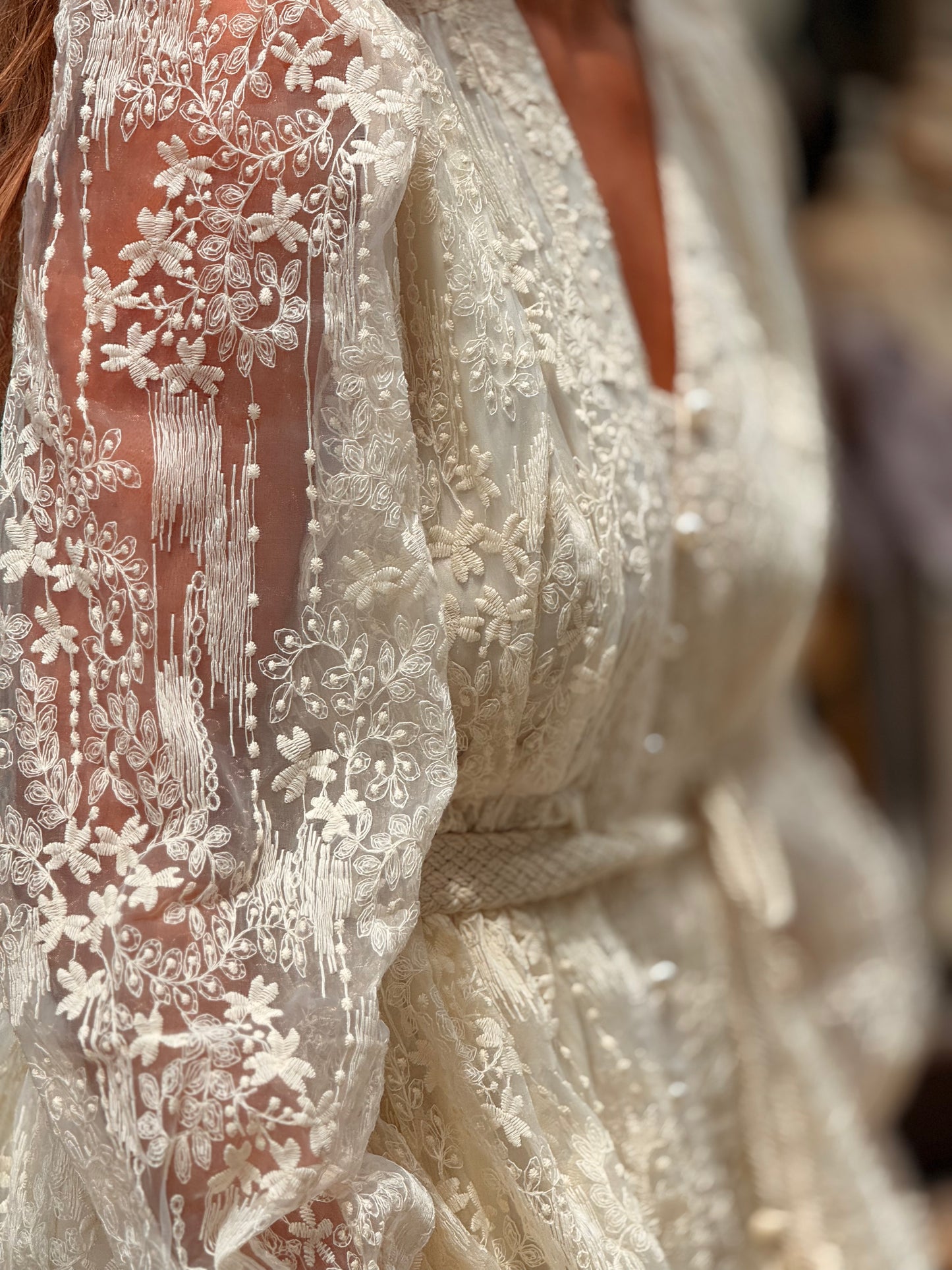 Vestido renda com cinto