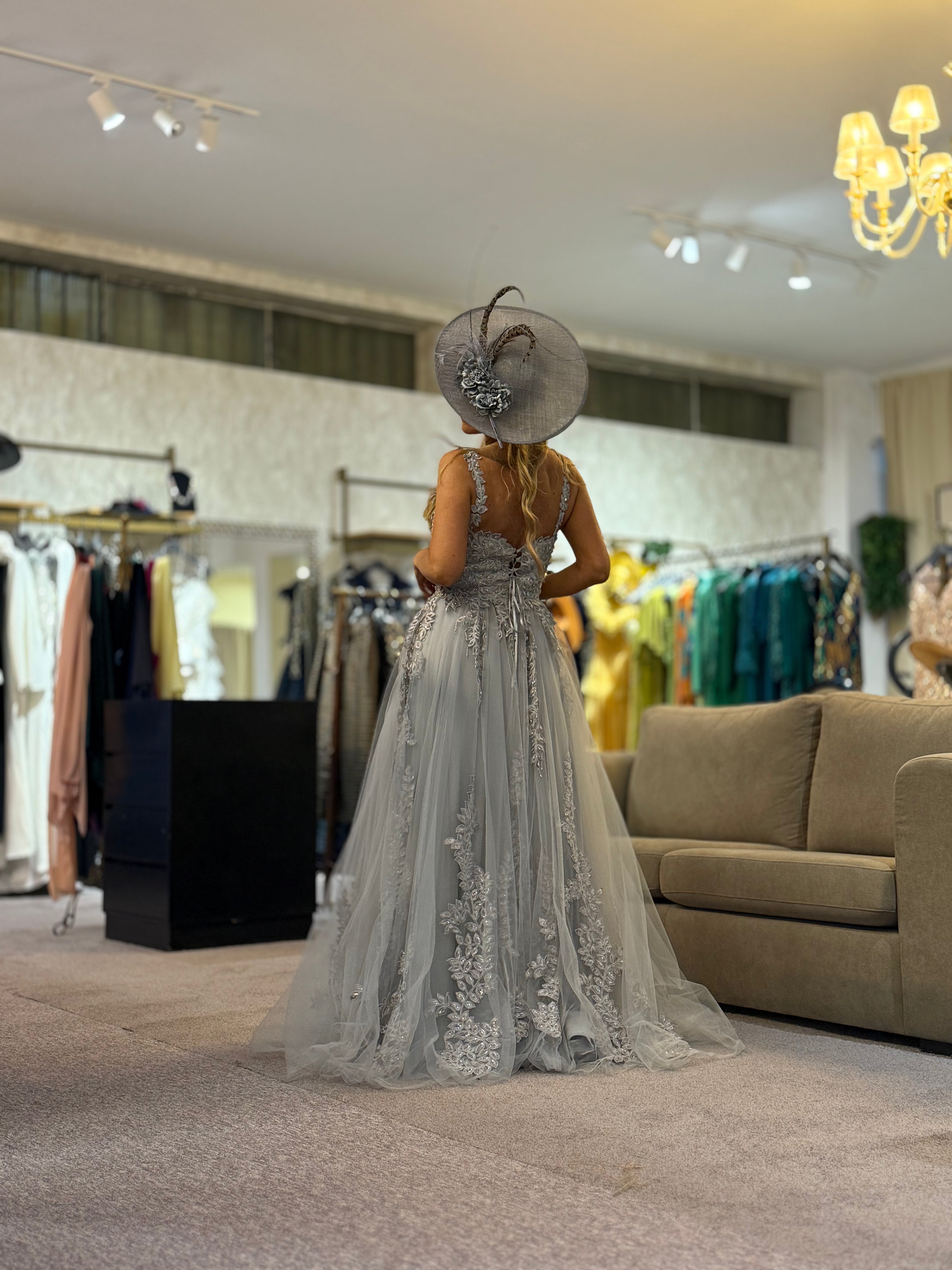 VESTIDO CINZA TULE BORDADO