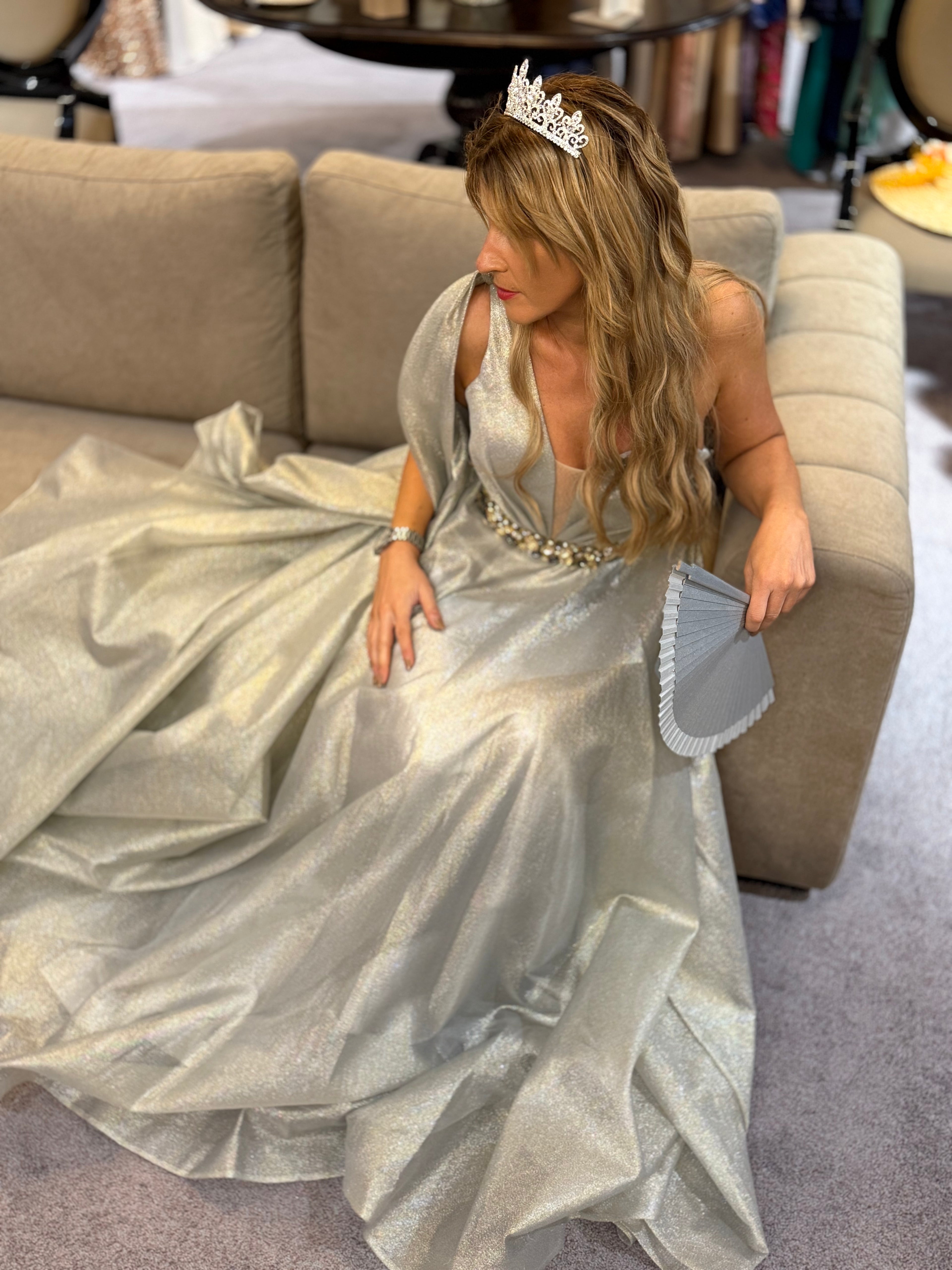 VESTIDO PRATEADO PRINCESA