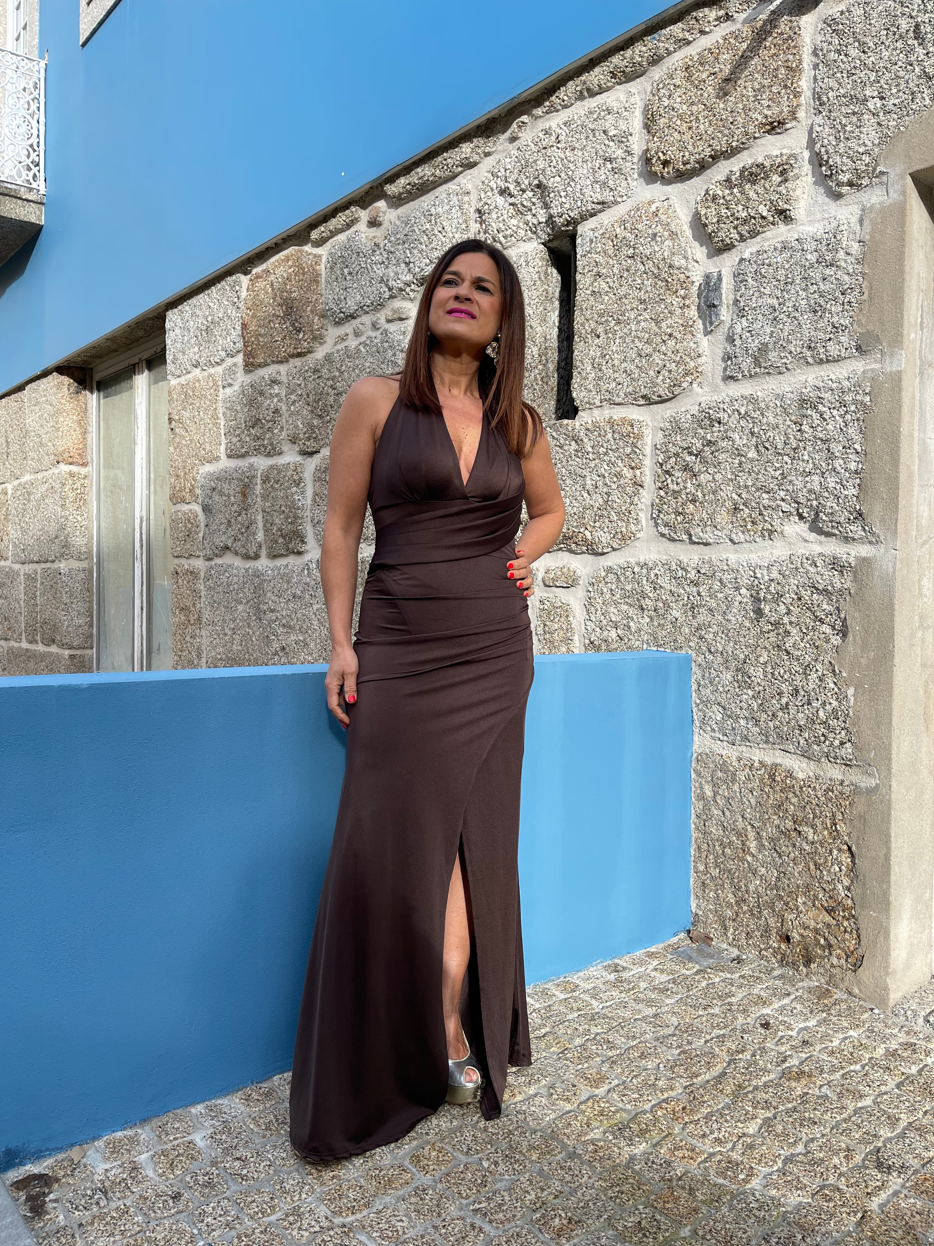 VESTIDO CASTANHO JUSTO