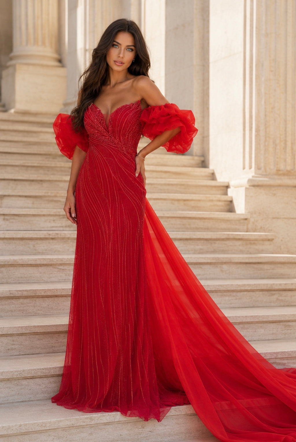 VESTIDO VERMELHO COM CAUDA