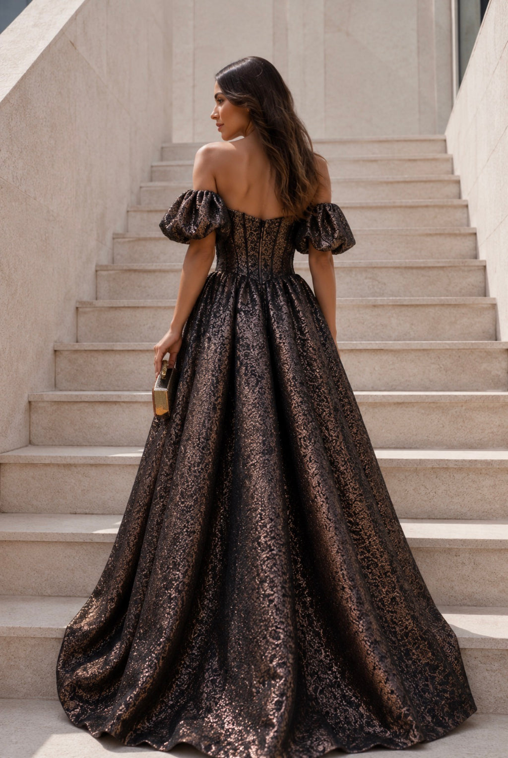 VESTIDO CASTANHO LONGO