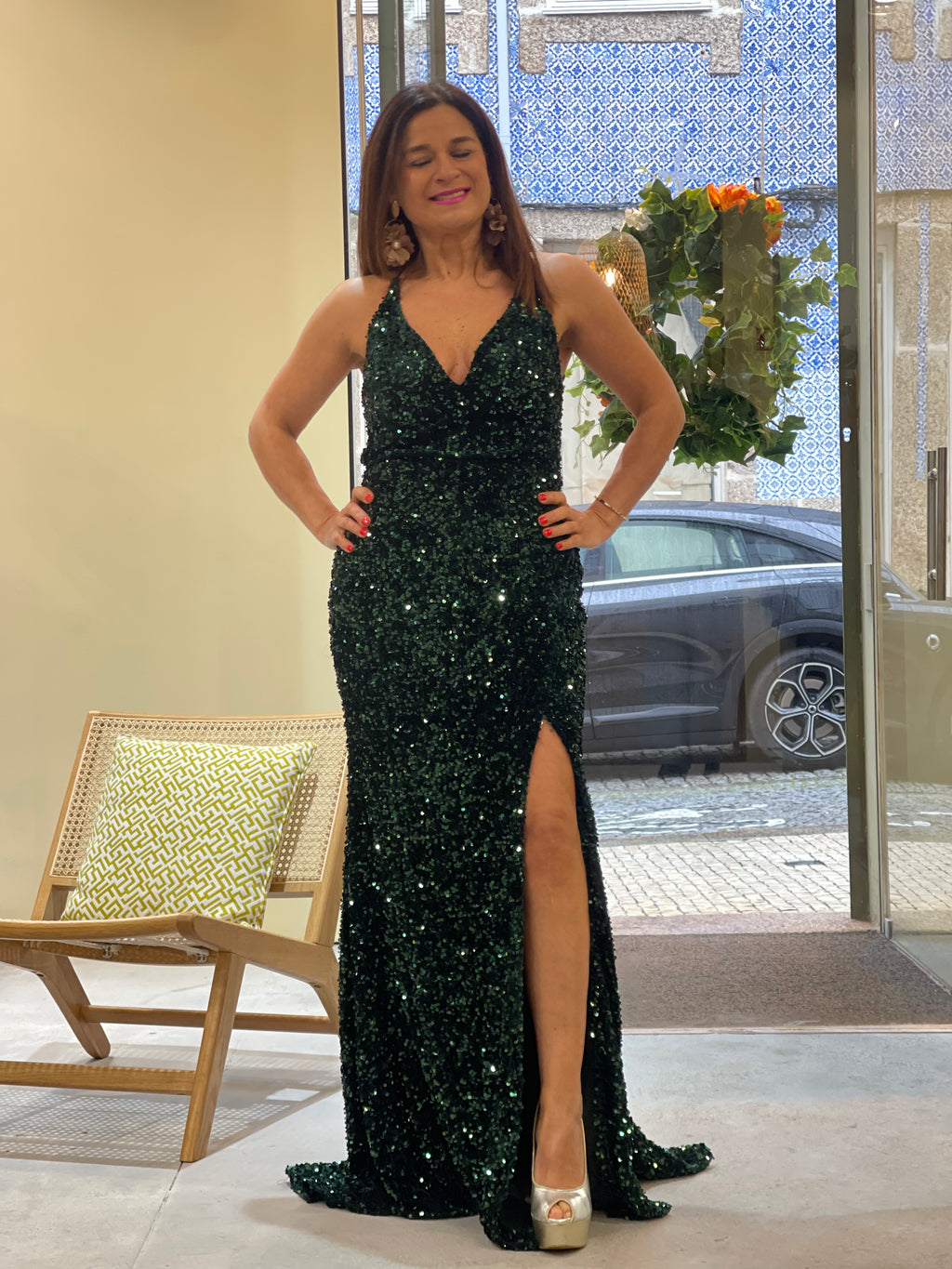 VESTIDO SEREIA LANTEJOULAS