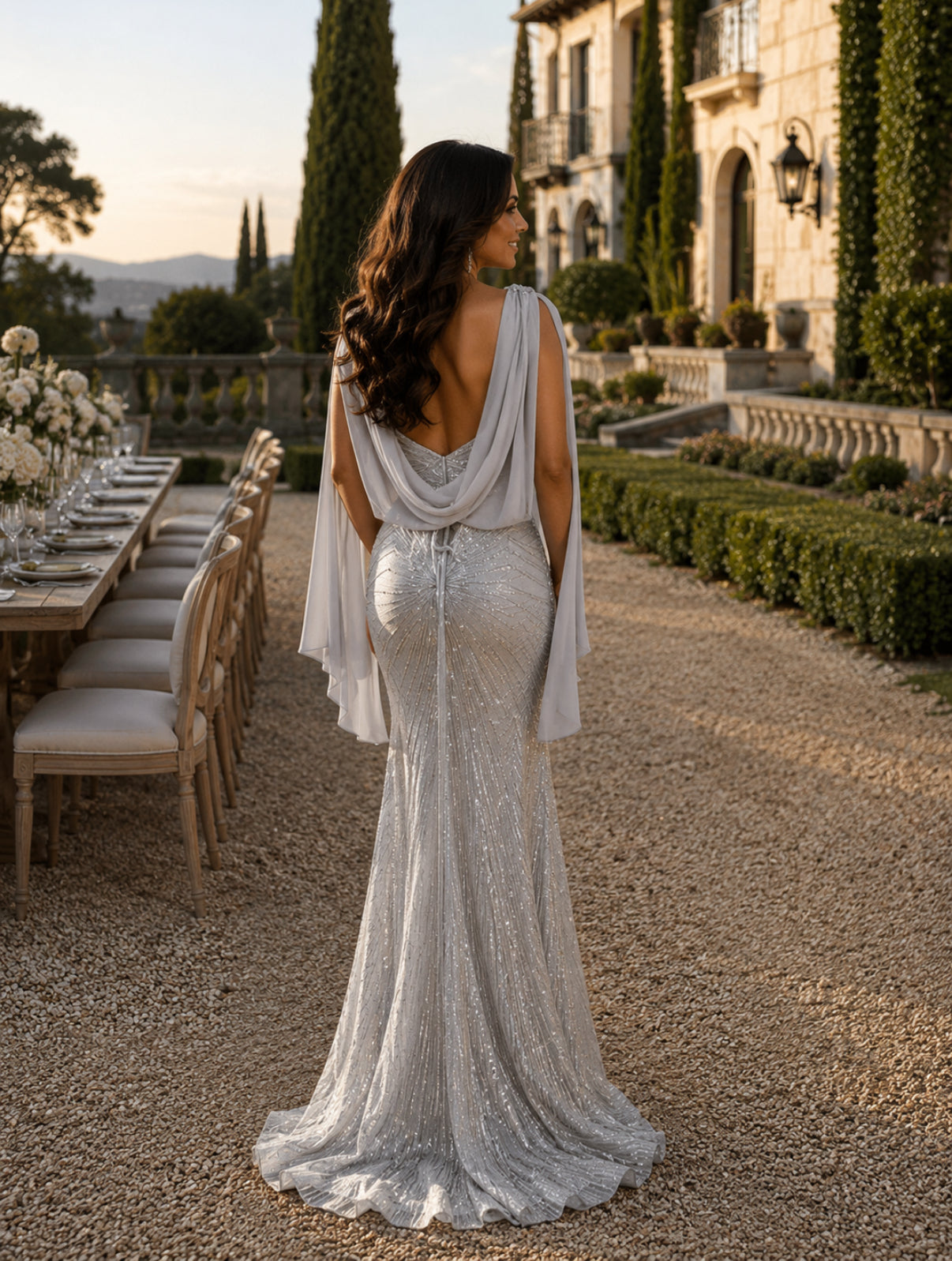 VESTIDO PRATEADO PEDRARIA