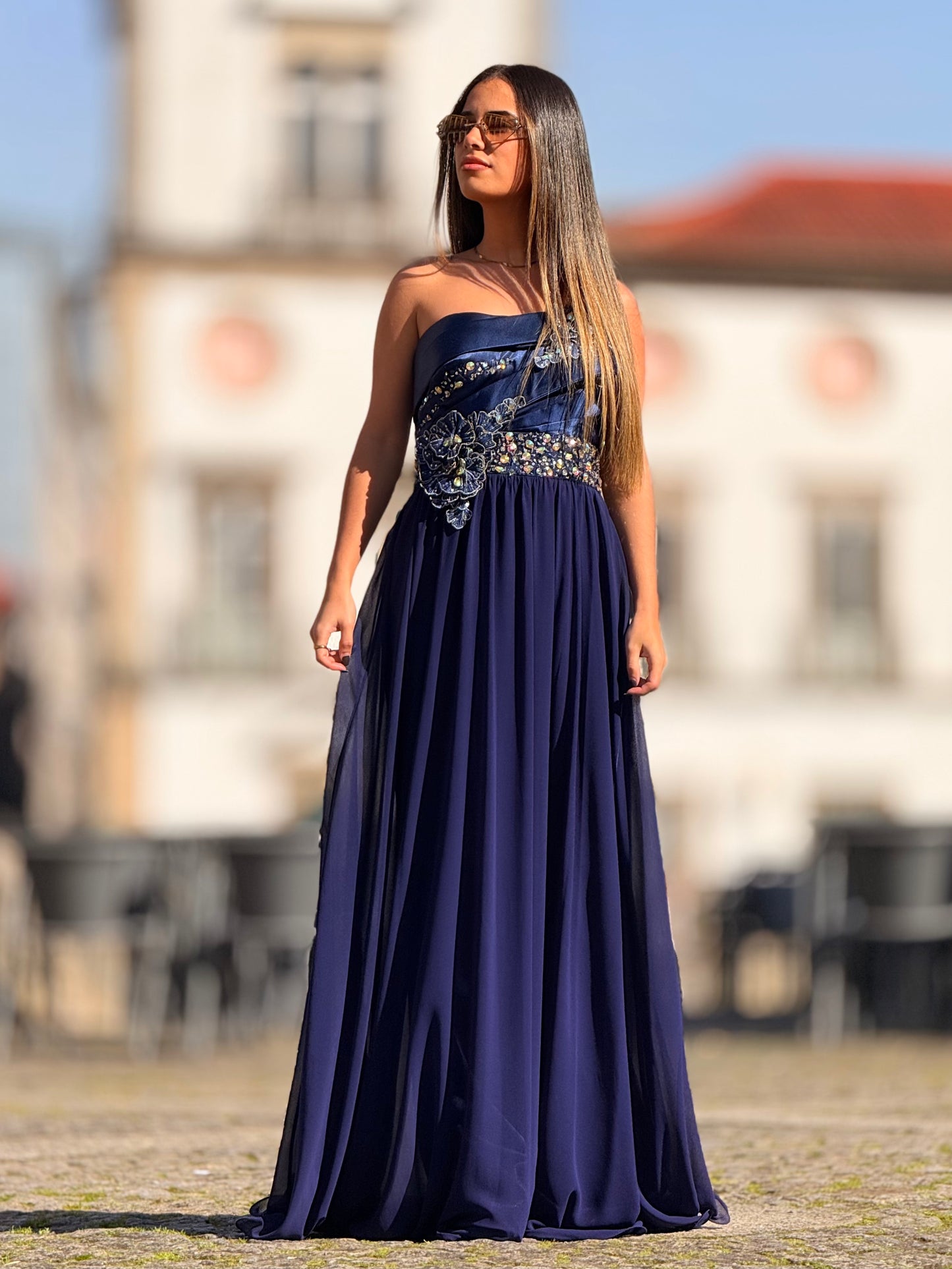 Vestido bordados e brilho