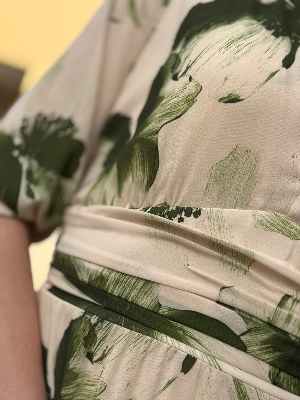 VESTIDO MIDI FLOR VERDE