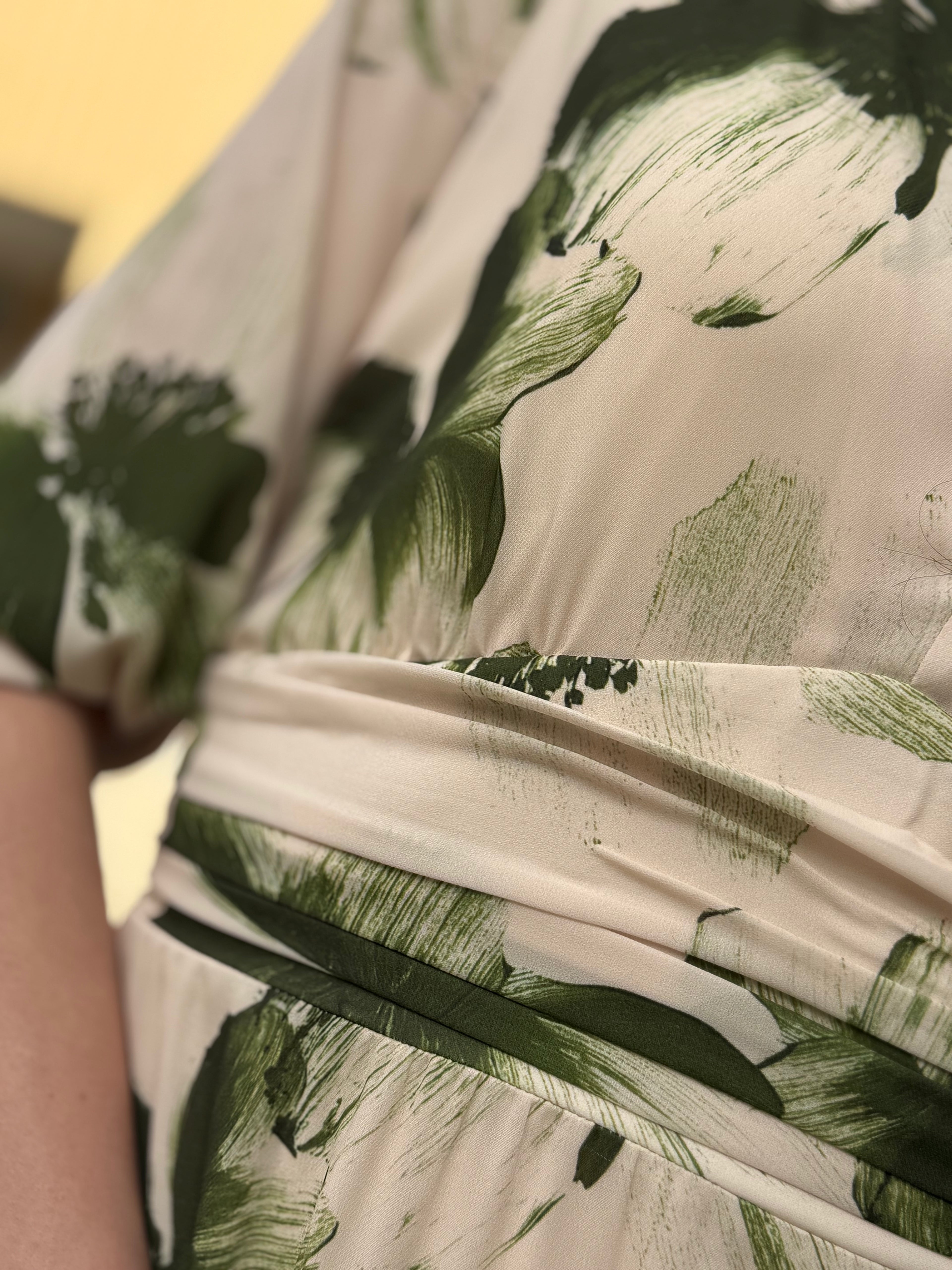 VESTIDO MIDI FLOR VERDE