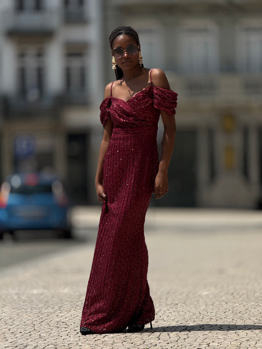 Vestido sereia com bordado e lantejoula