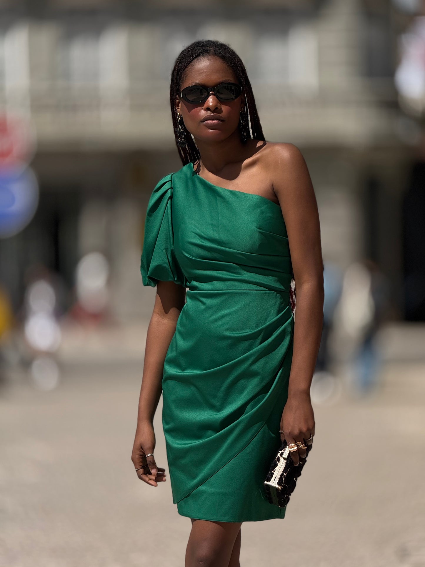 Vestido manga volumosa
