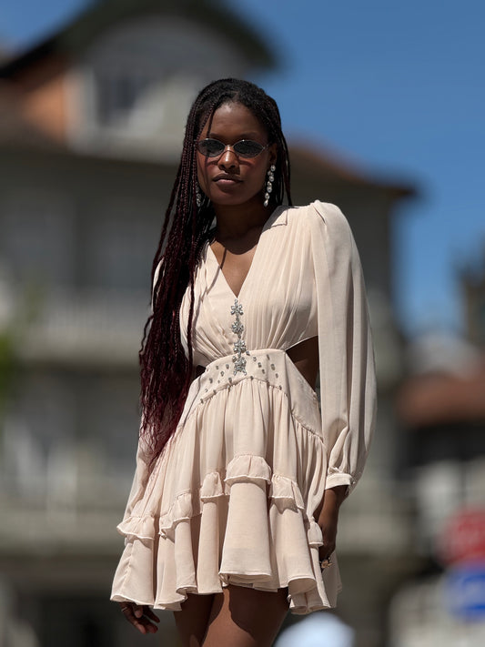 Vestido chiffon e brilho