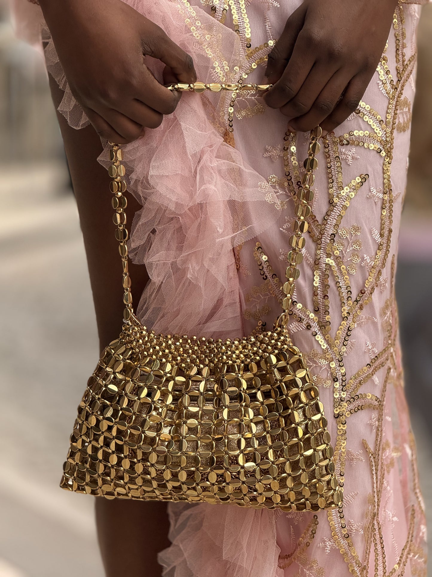 Vestido lantejoulas e folho