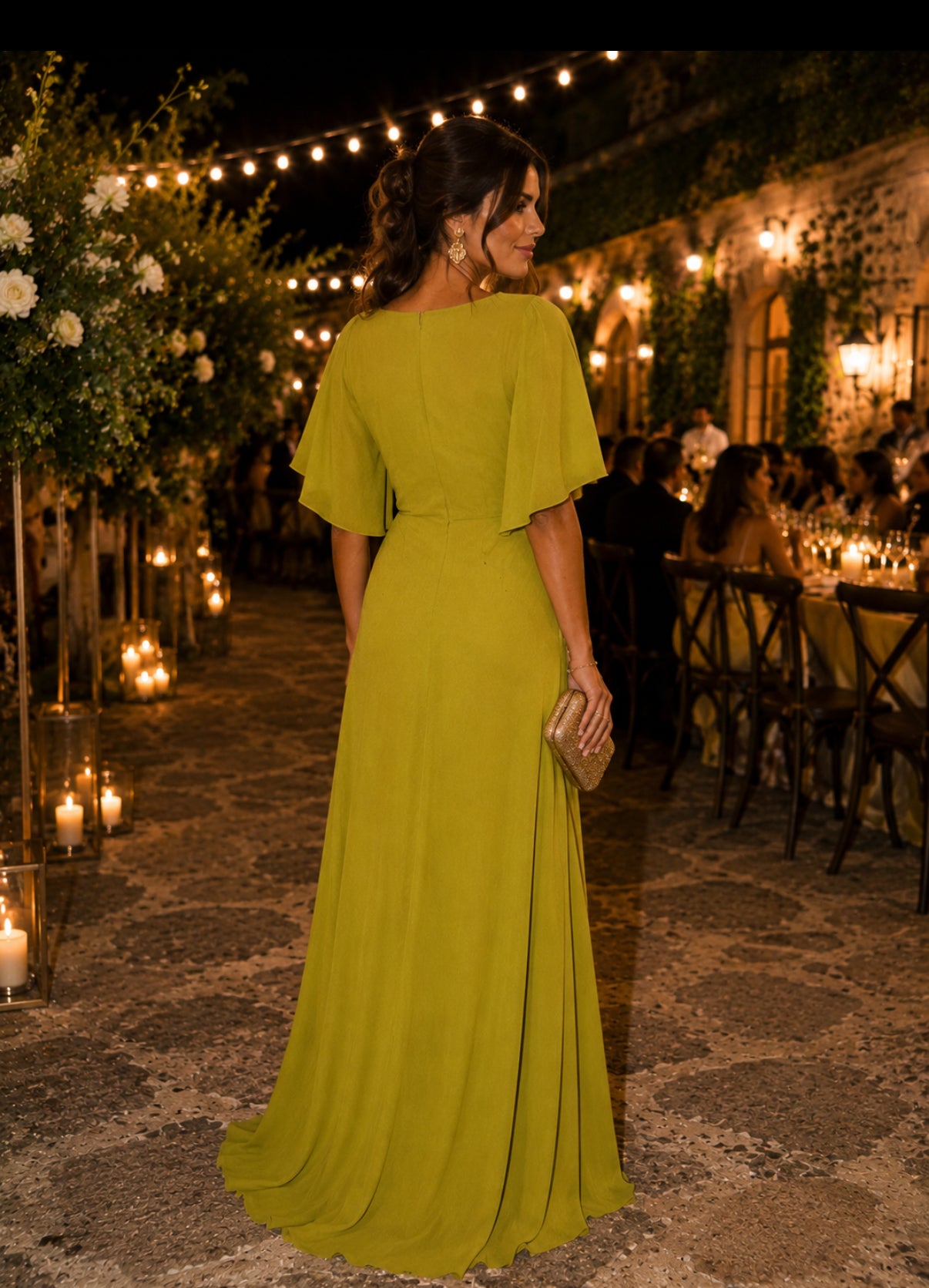 VESTIDO COM DRAPEADO NA FRENTE