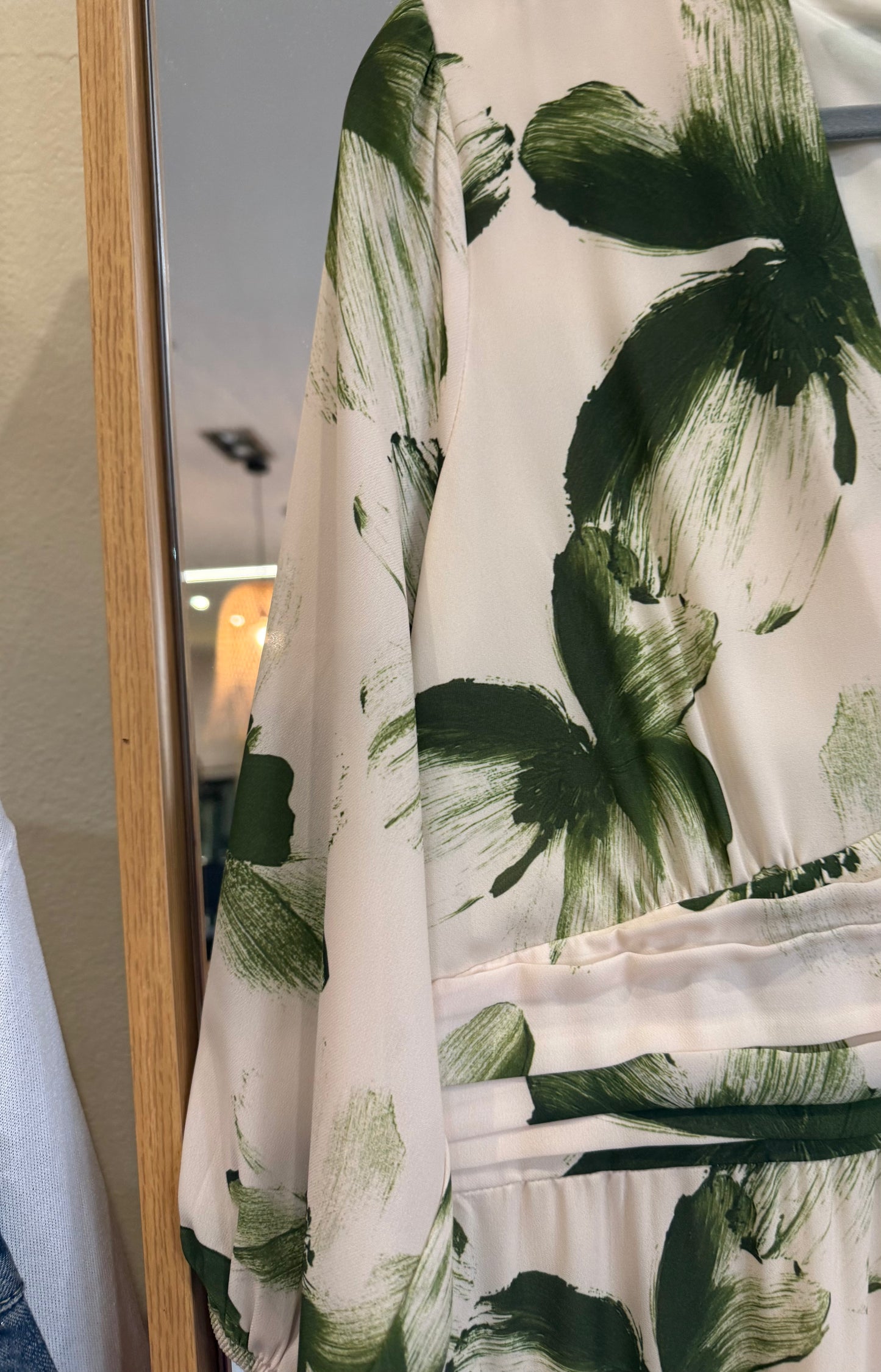 VESTIDO MIDI FLOR VERDE