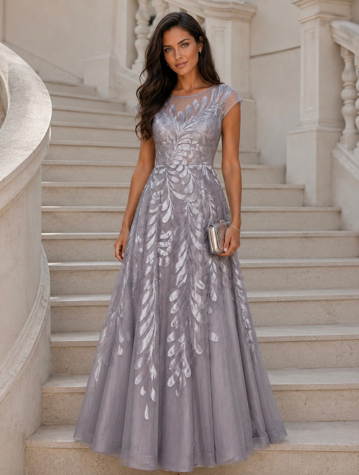VESTIDO BORDADO EM RELEVO