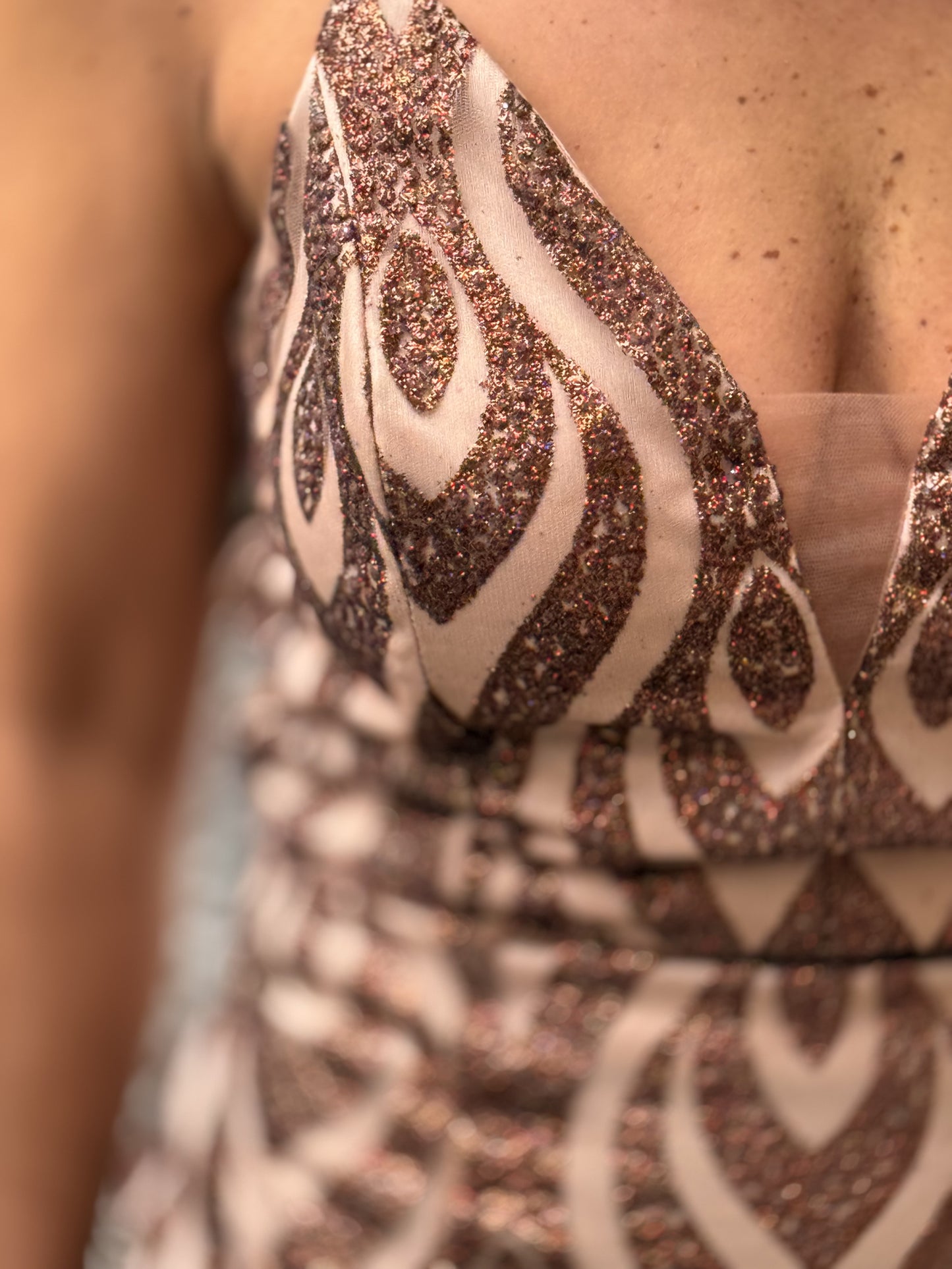 Vestido brilho em forma de chama