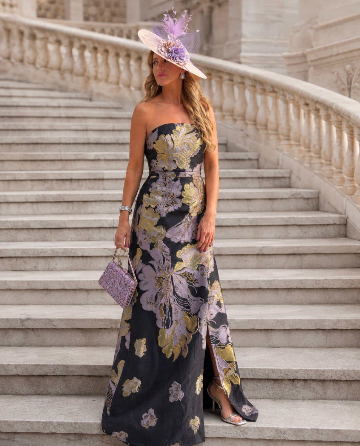 VESTIDO COMPRIDO PRETO FLORAL