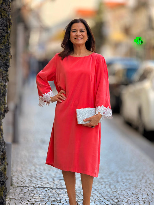 Vestido renda punhos