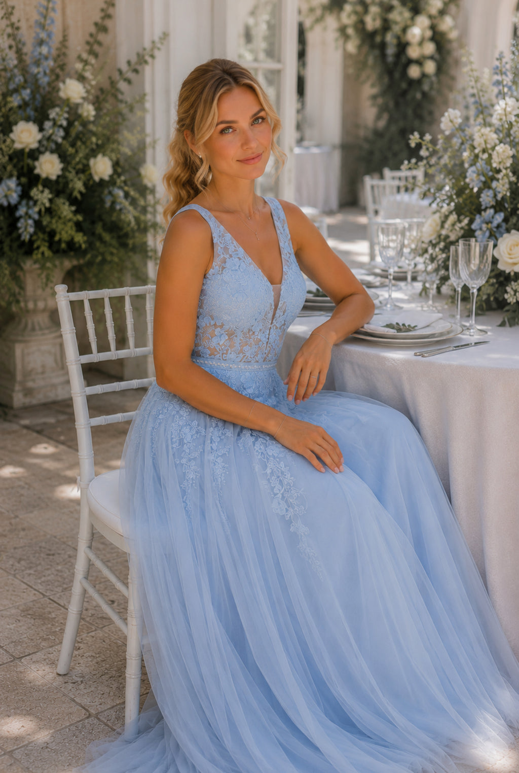 VESTIDO TULE COM BRILHOS