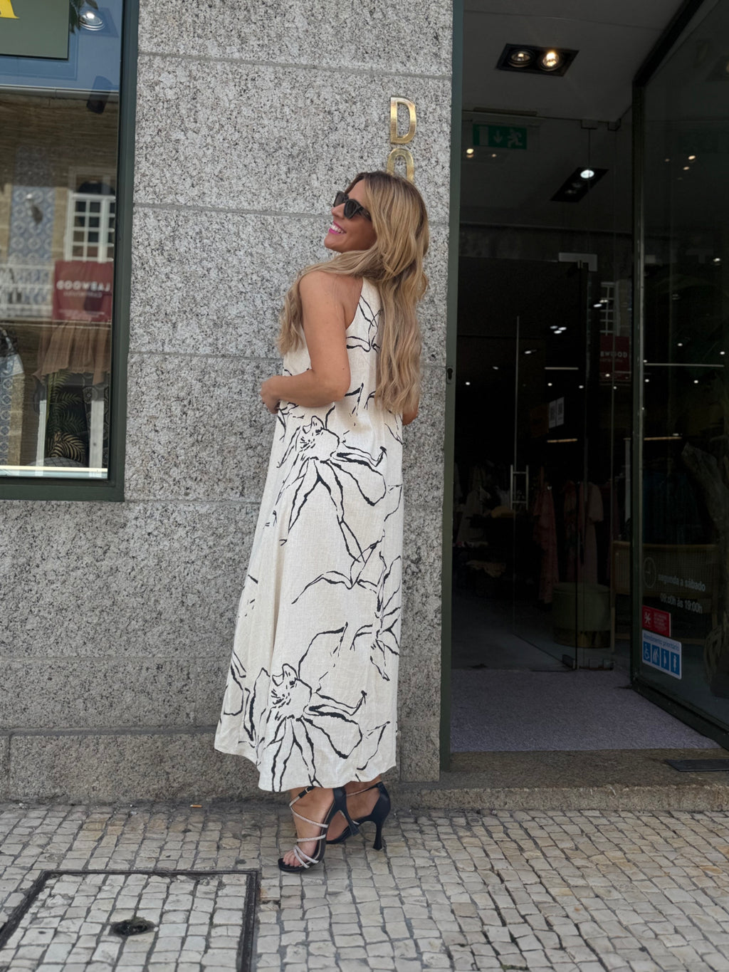 VESTIDO EM LINHO
