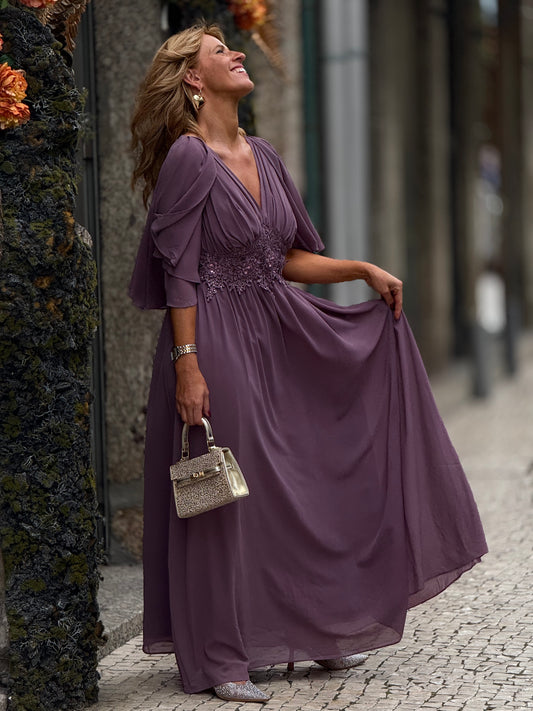Vestido renda e chiffon