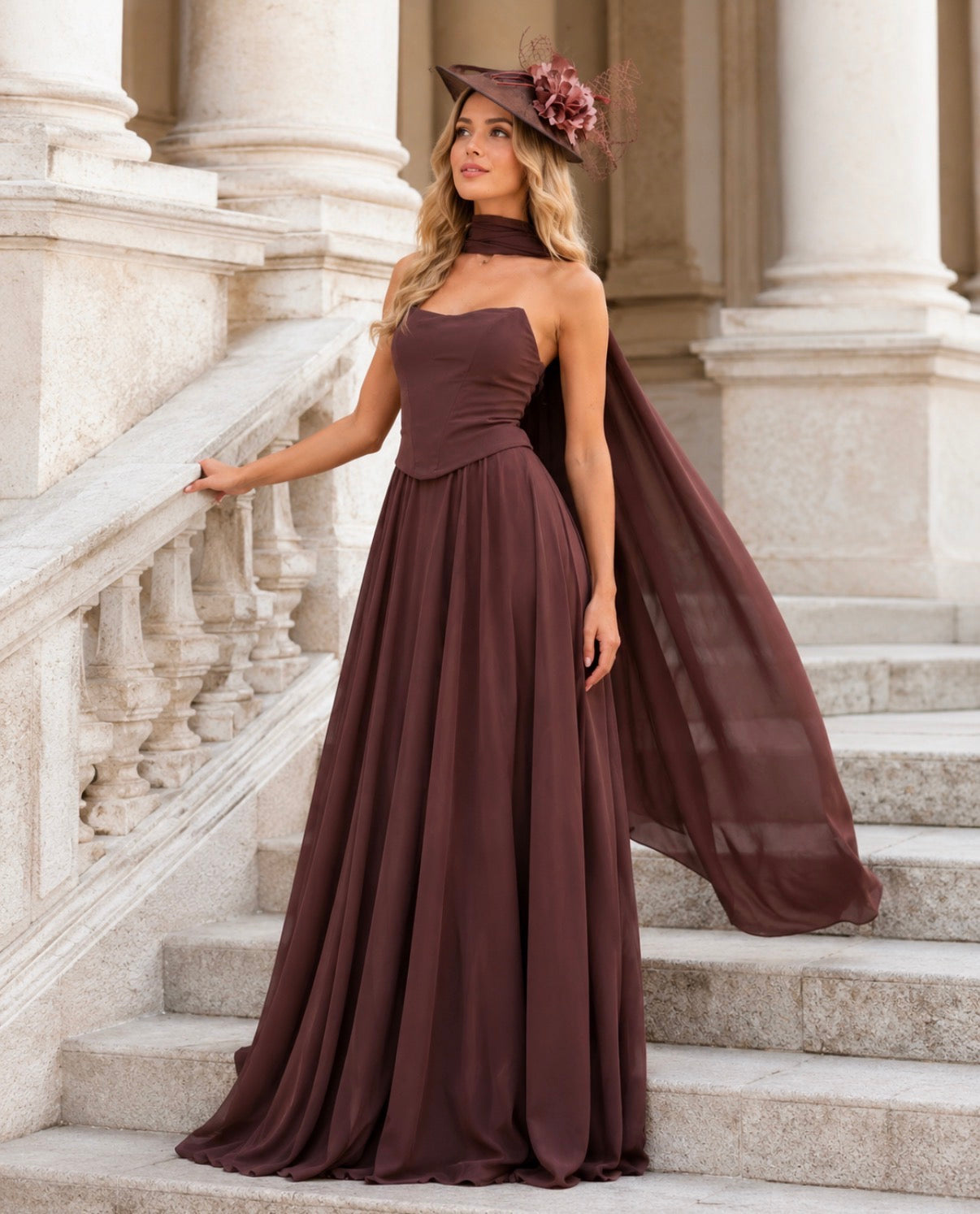 VESTIDO LONGO COM ECHARPE