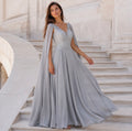 VESTIDO PRATA COM MANGA CAPA