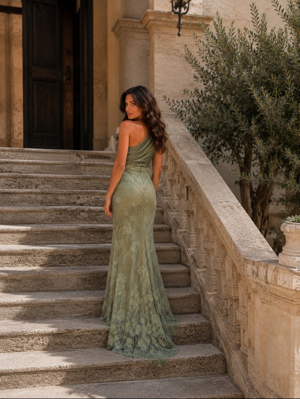 VESTIDO VERDE BRILHO COM CAPA
