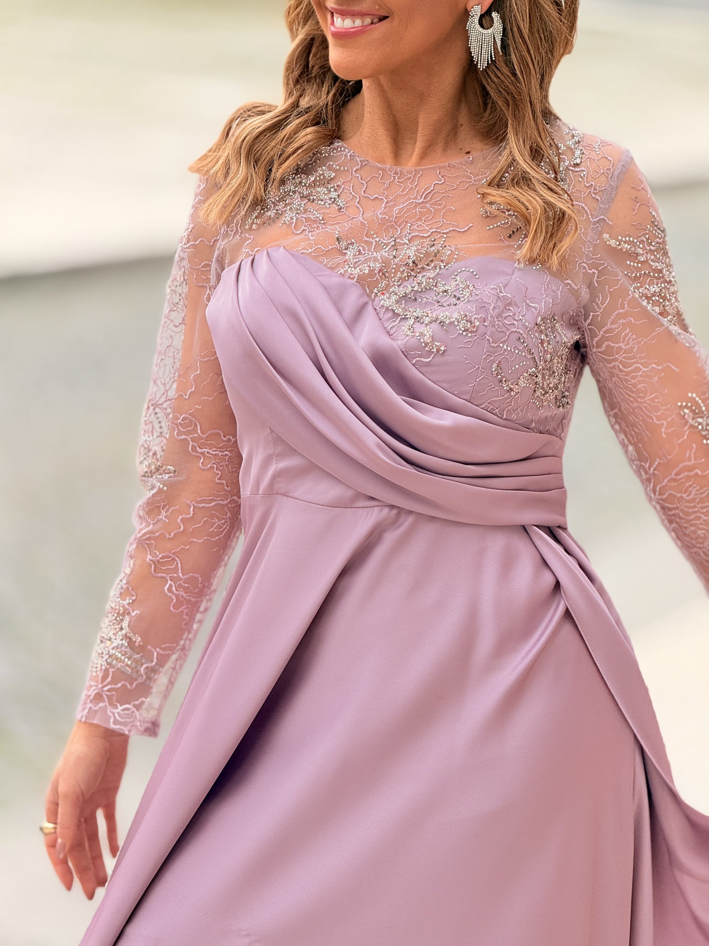 Vestido renda e transparência