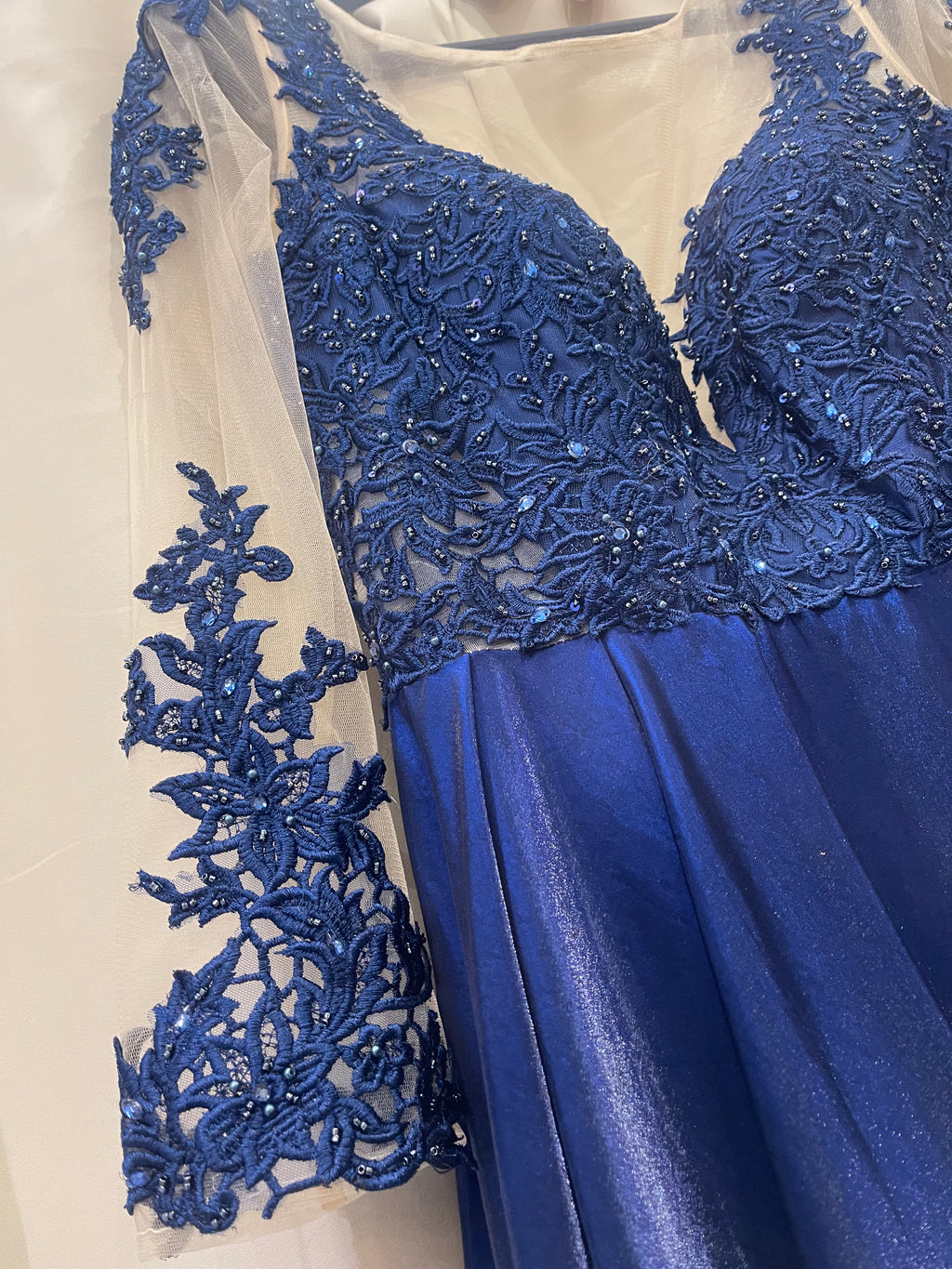 VESTIDO PRINCESA RENDA