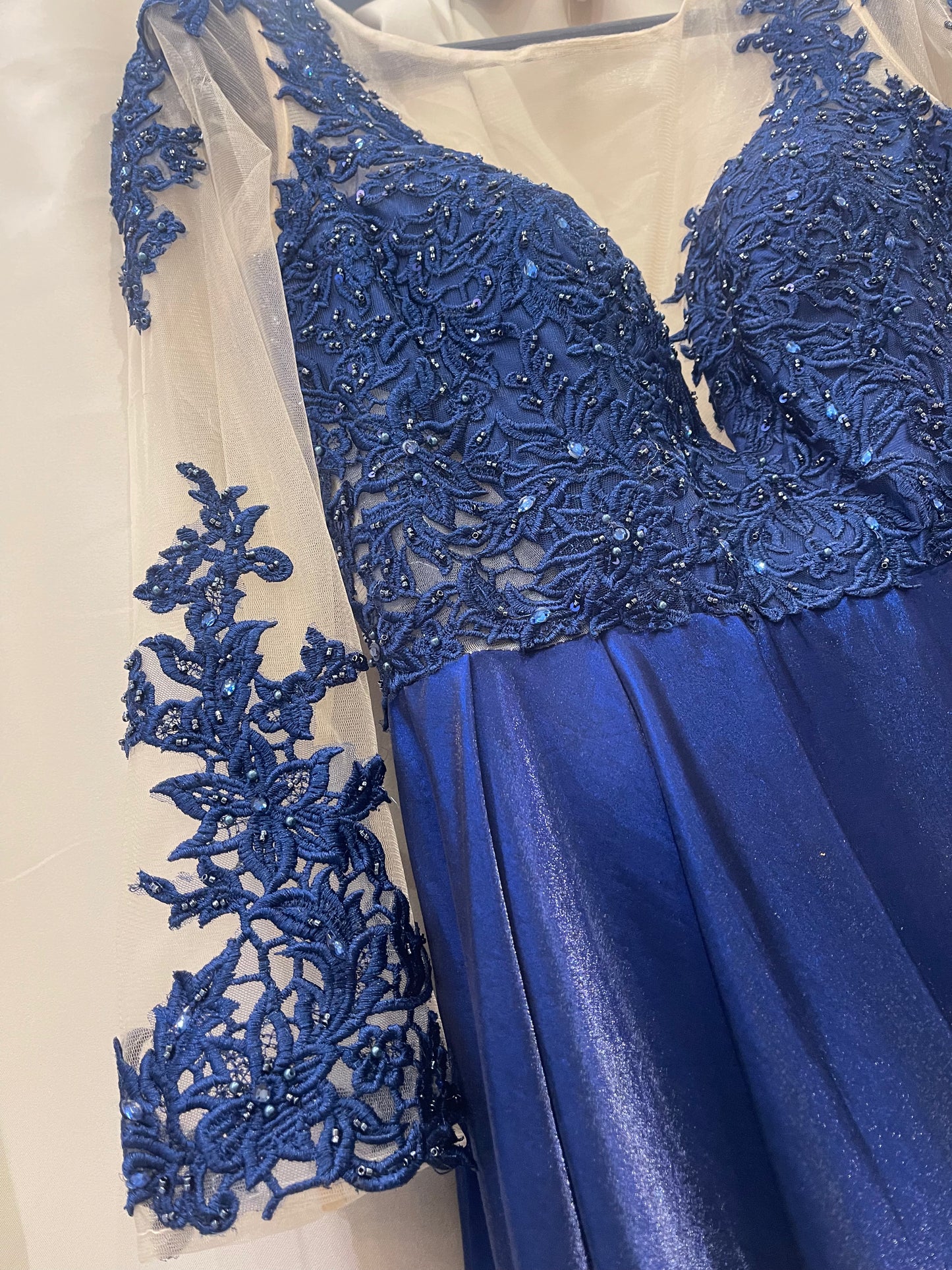 VESTIDO PRINCESA RENDA