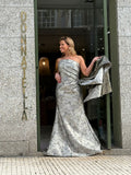 VESTIDO BROCADO EM MODELO SEREIA