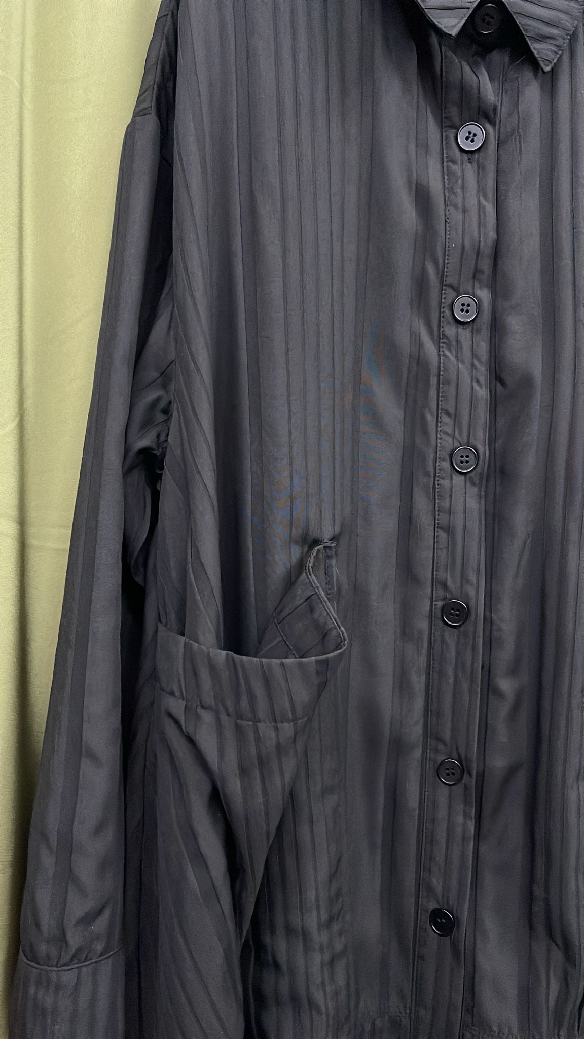 VESTIDO OVERSIZE COM BOTÕES